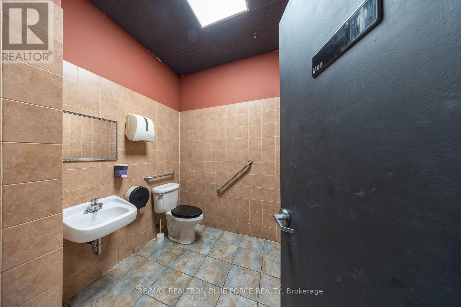 26 - 1111 Davis Drive, Newmarket, Ontario  L3Y 8X2 - Photo 15 - N13033542