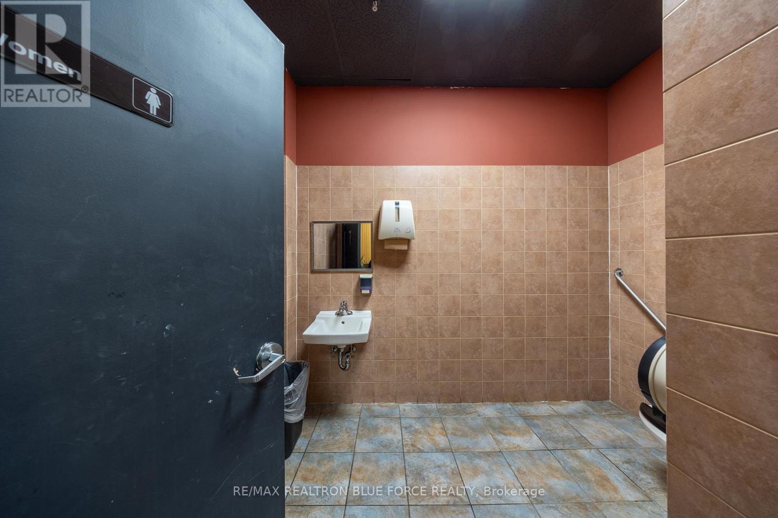 26 - 1111 Davis Drive, Newmarket, Ontario  L3Y 8X2 - Photo 16 - N13033542