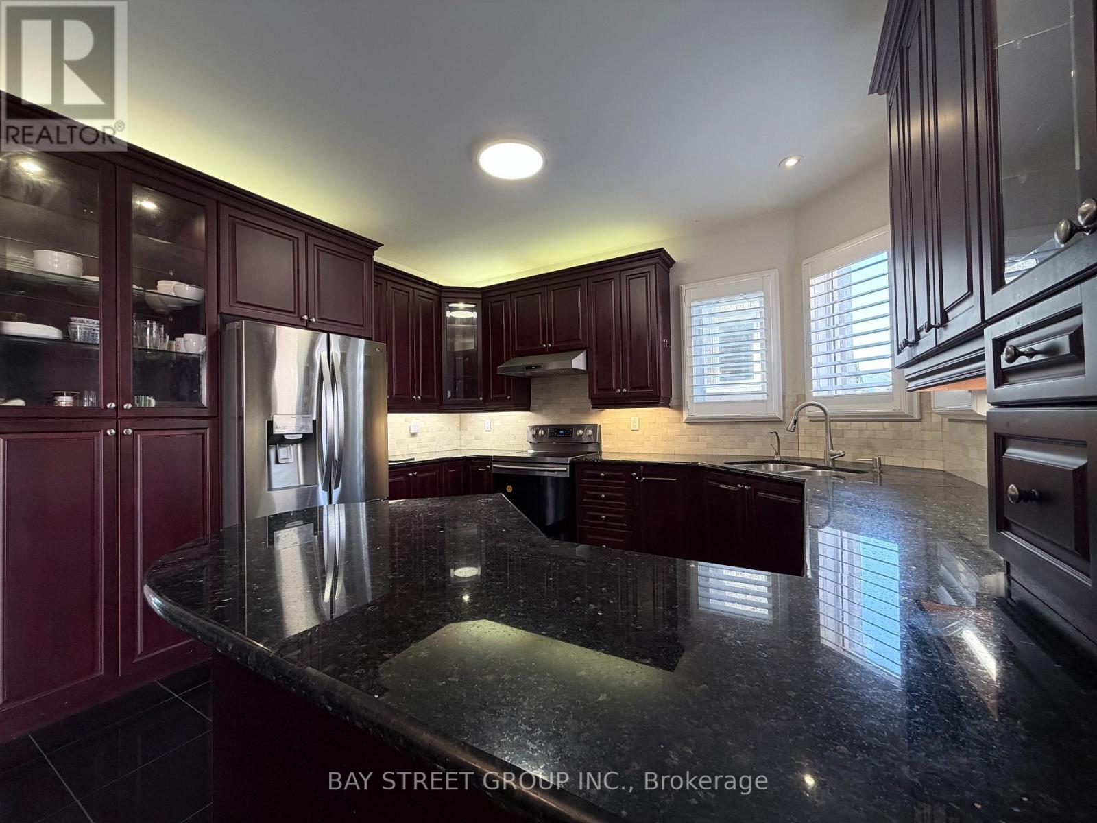 9 Saint Clare Boulevard, Vaughan, Ontario  L4H 2A2 - Photo 17 - N13033552