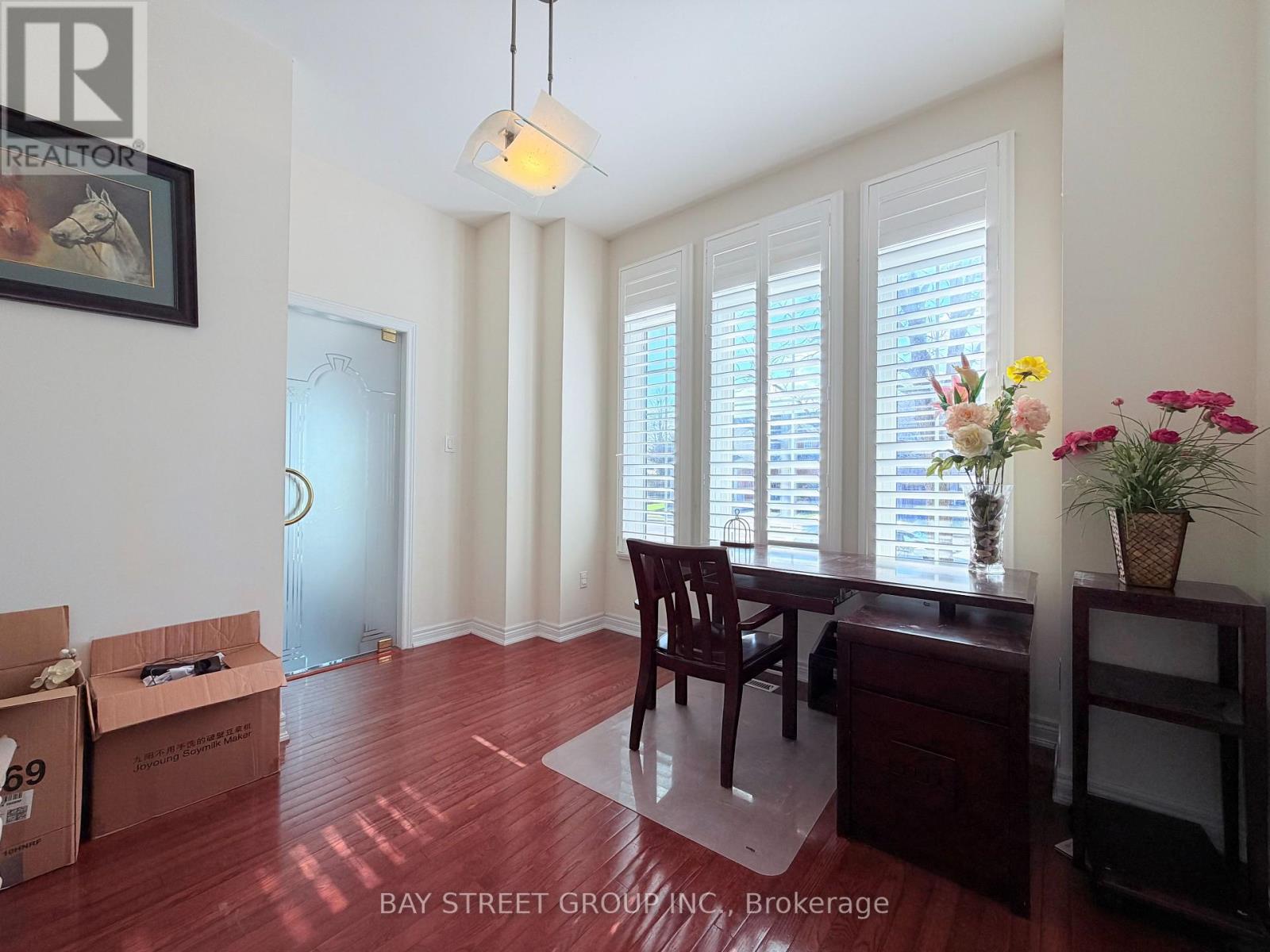 9 Saint Clare Boulevard, Vaughan, Ontario  L4H 2A2 - Photo 4 - N13033552