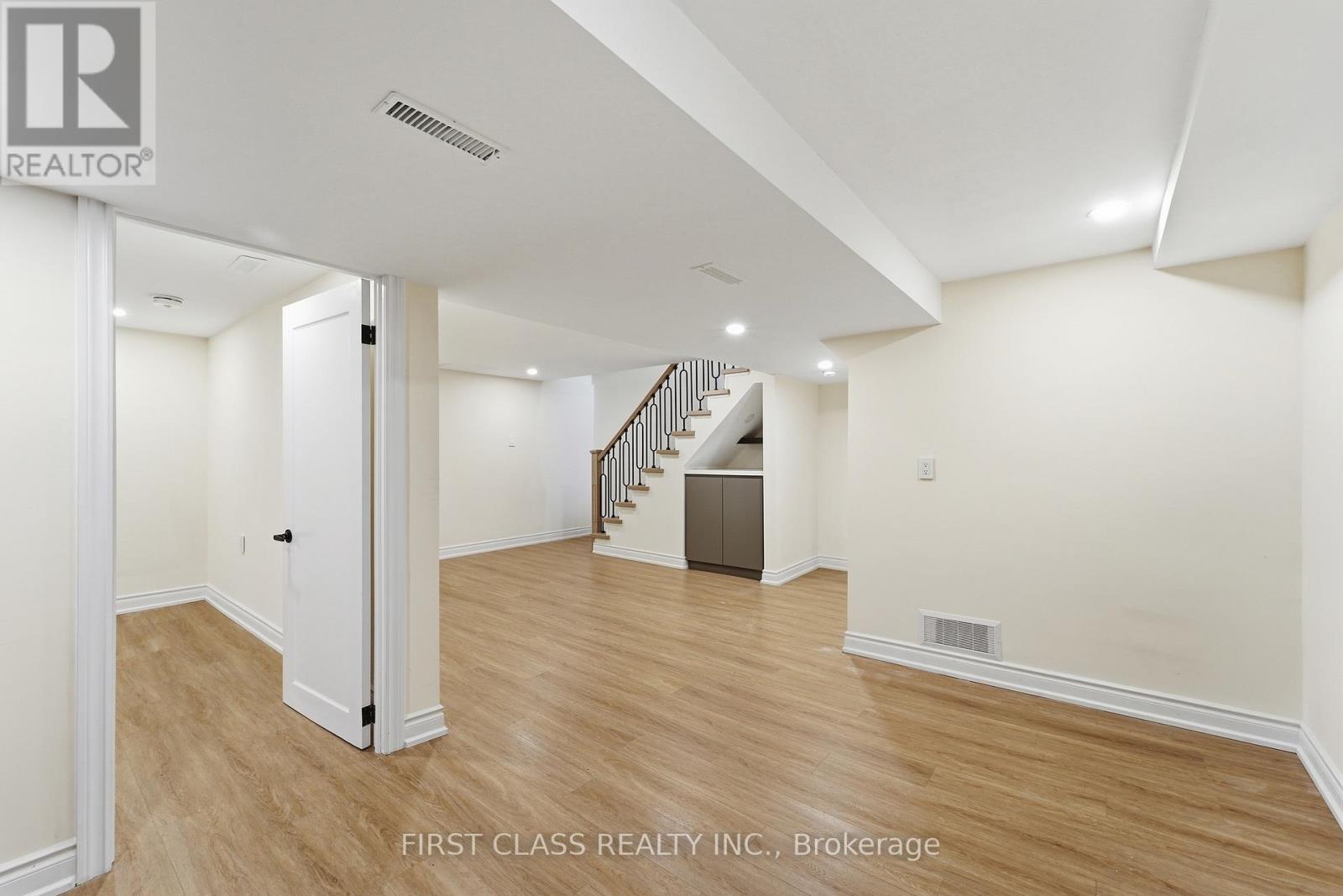 88 Dawn Hill Trail, Markham, Ontario  L3T 3B3 - Photo 33 - N13033566