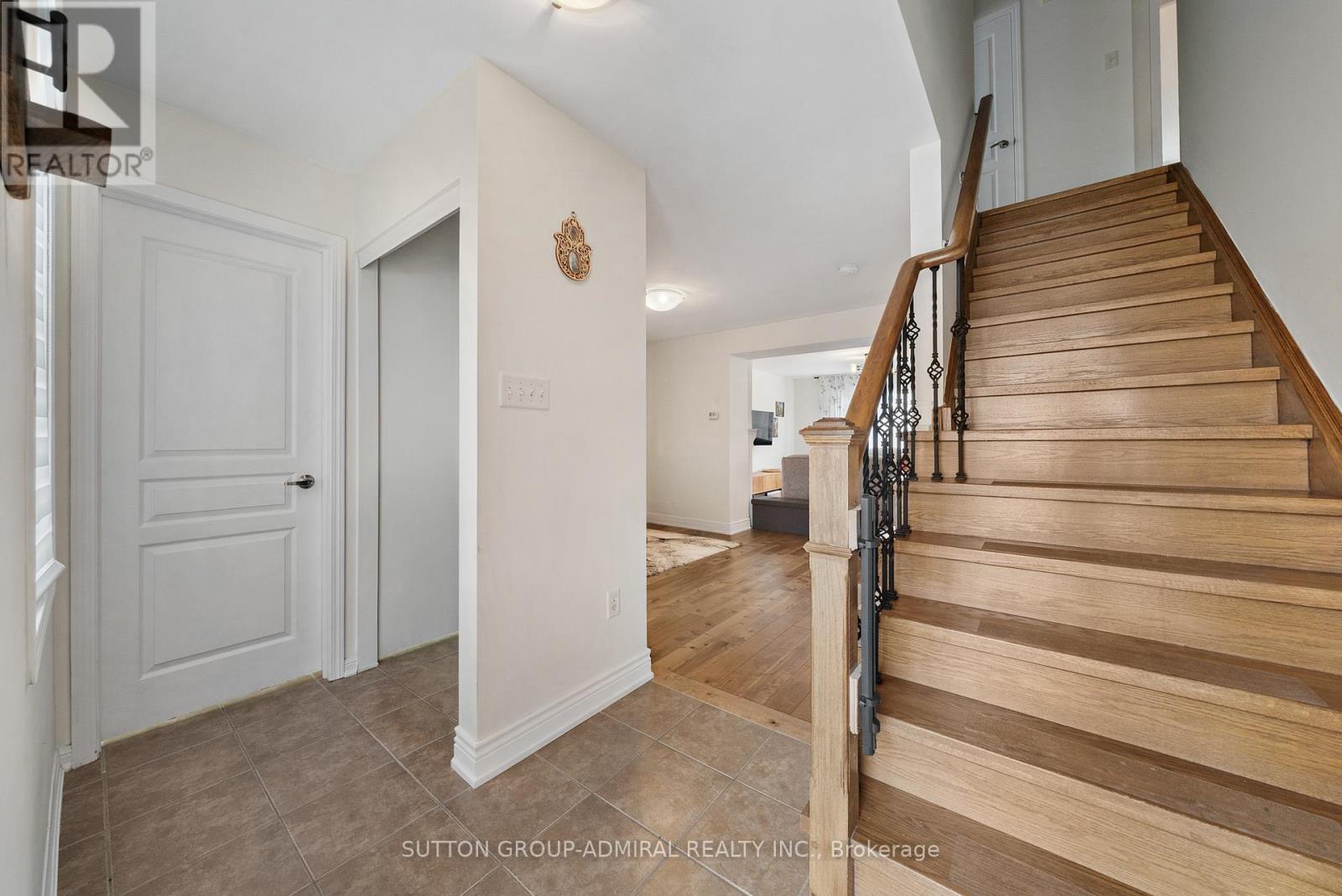 36 John W Taylor Avenue, New Tecumseth, Ontario  L9R 0B5 - Photo 14 - N13033570