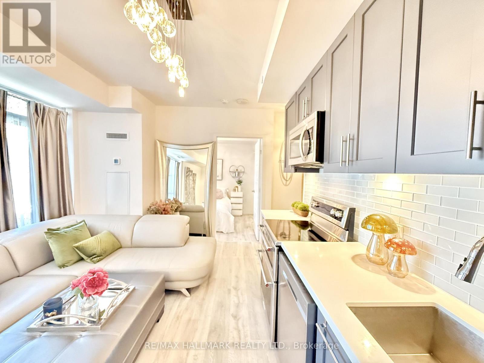 225 - 375 Sea Ray Avenue, Innisfil, Ontario  L9S 0L9 - Photo 3 - N13033588