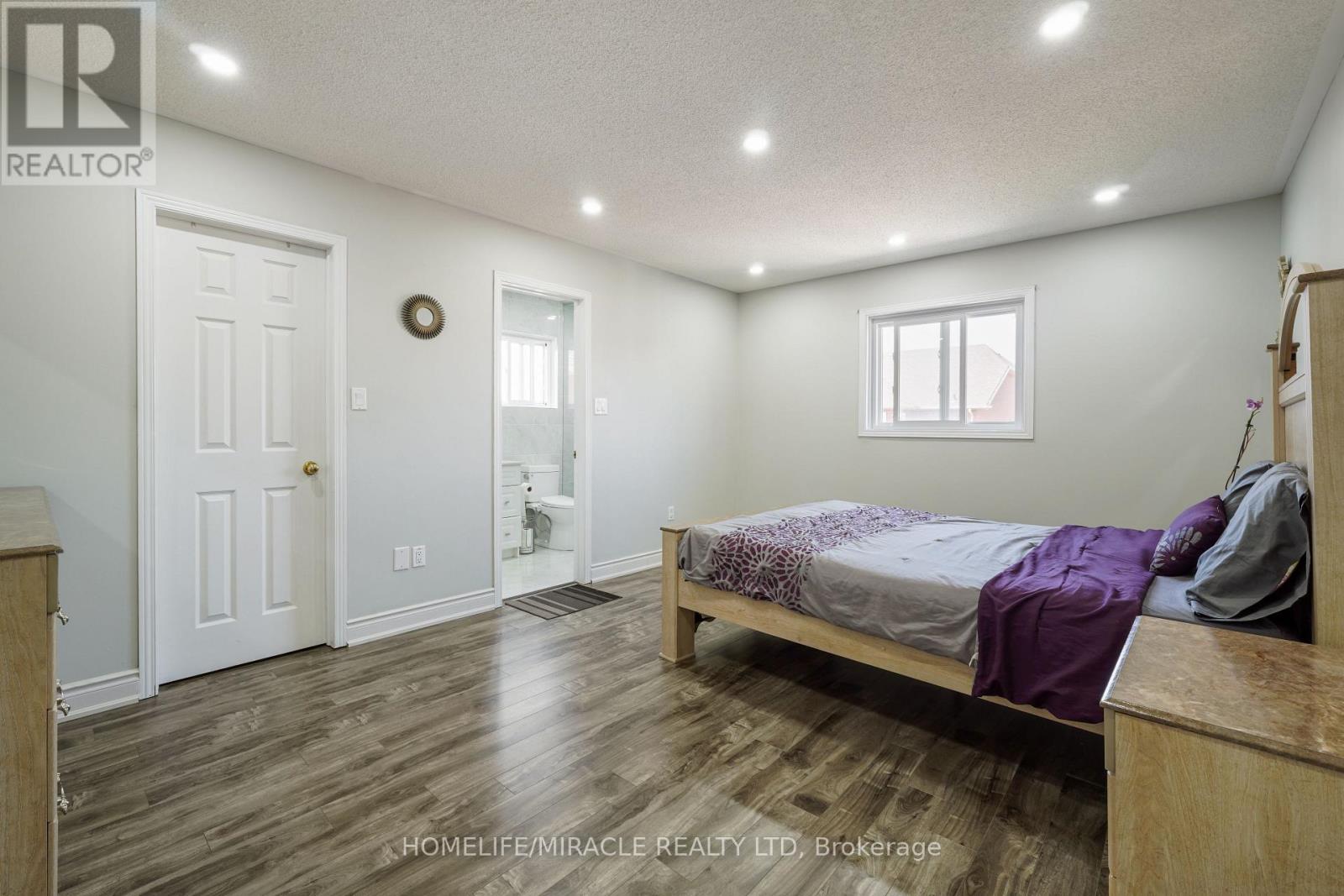 18 Prairie Rose Circle, Brampton, Ontario  L6R 1R4 - Photo 15 - W13033516