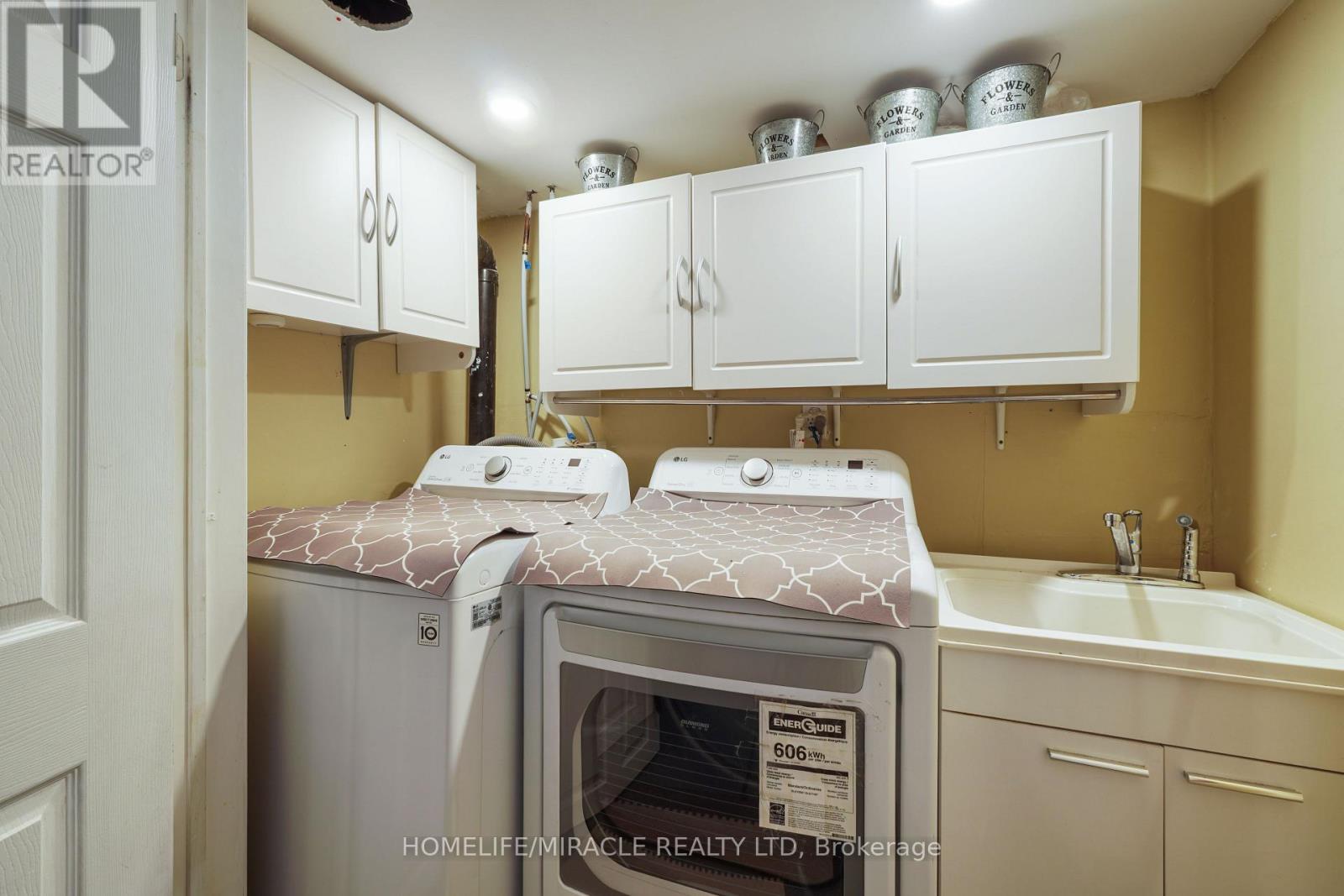 18 Prairie Rose Circle, Brampton, Ontario  L6R 1R4 - Photo 27 - W13033516