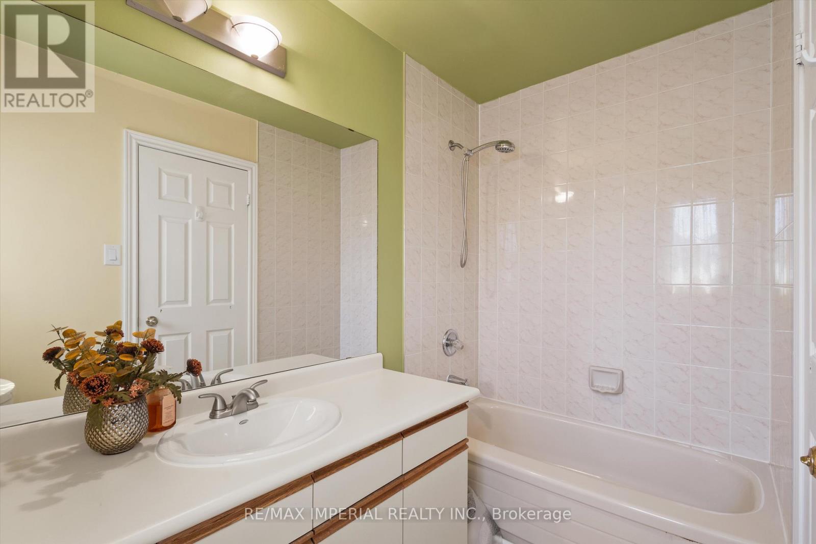 2044 Schoolmaster Circle, Oakville, Ontario  L6M 3A1 - Photo 28 - W13033528