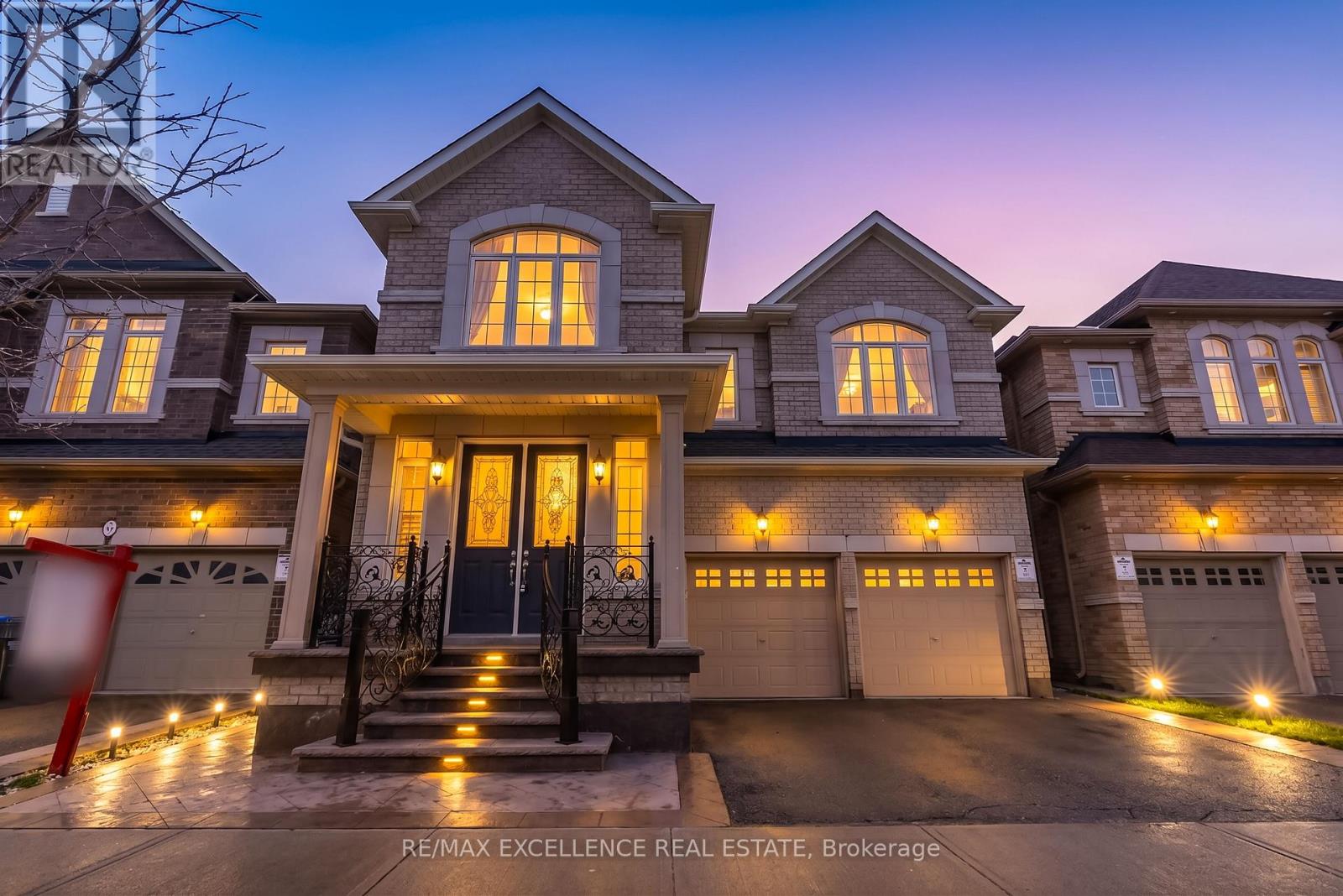 40 Muscovy Drive, Brampton, Ontario  L7A 4M4 - Photo 2 - W13033532