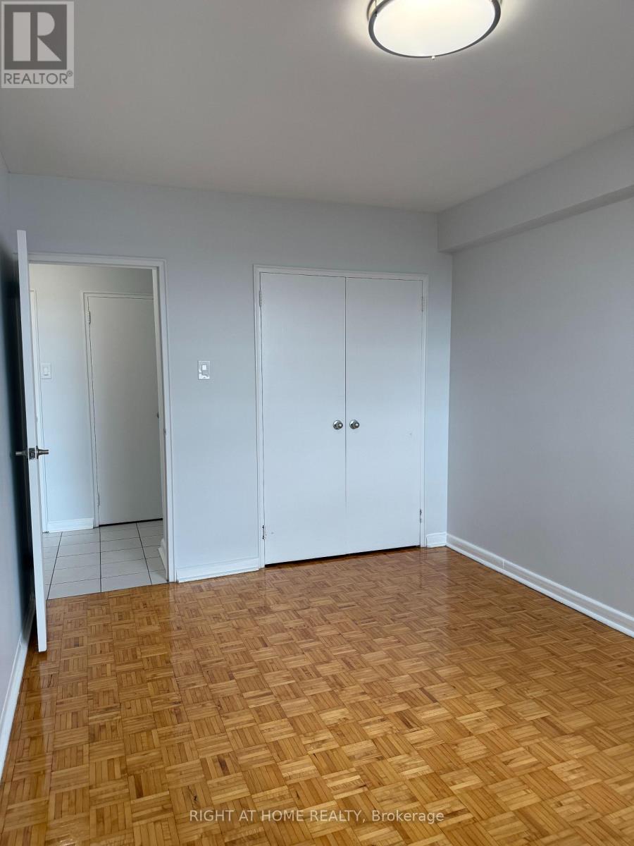 802 - 2663 Lake Shore Boulevard W, Toronto, Ontario  M8V 1G7 - Photo 17 - W13033556