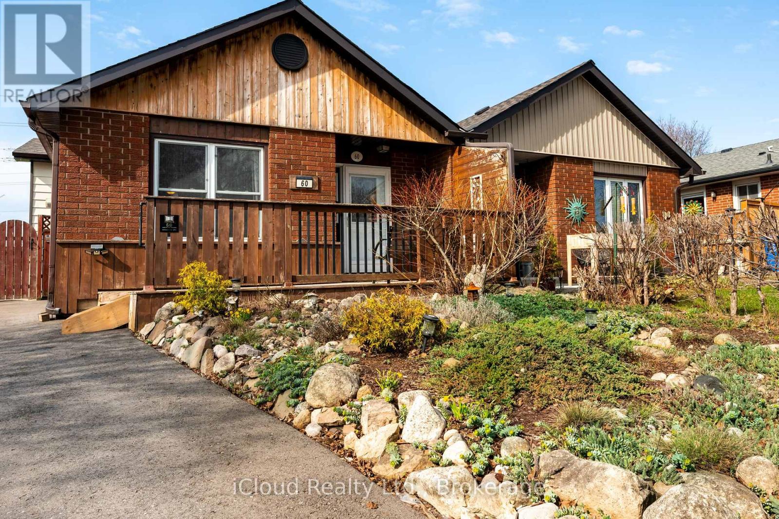 60 CANNON COURT W, Orangeville, Ontario