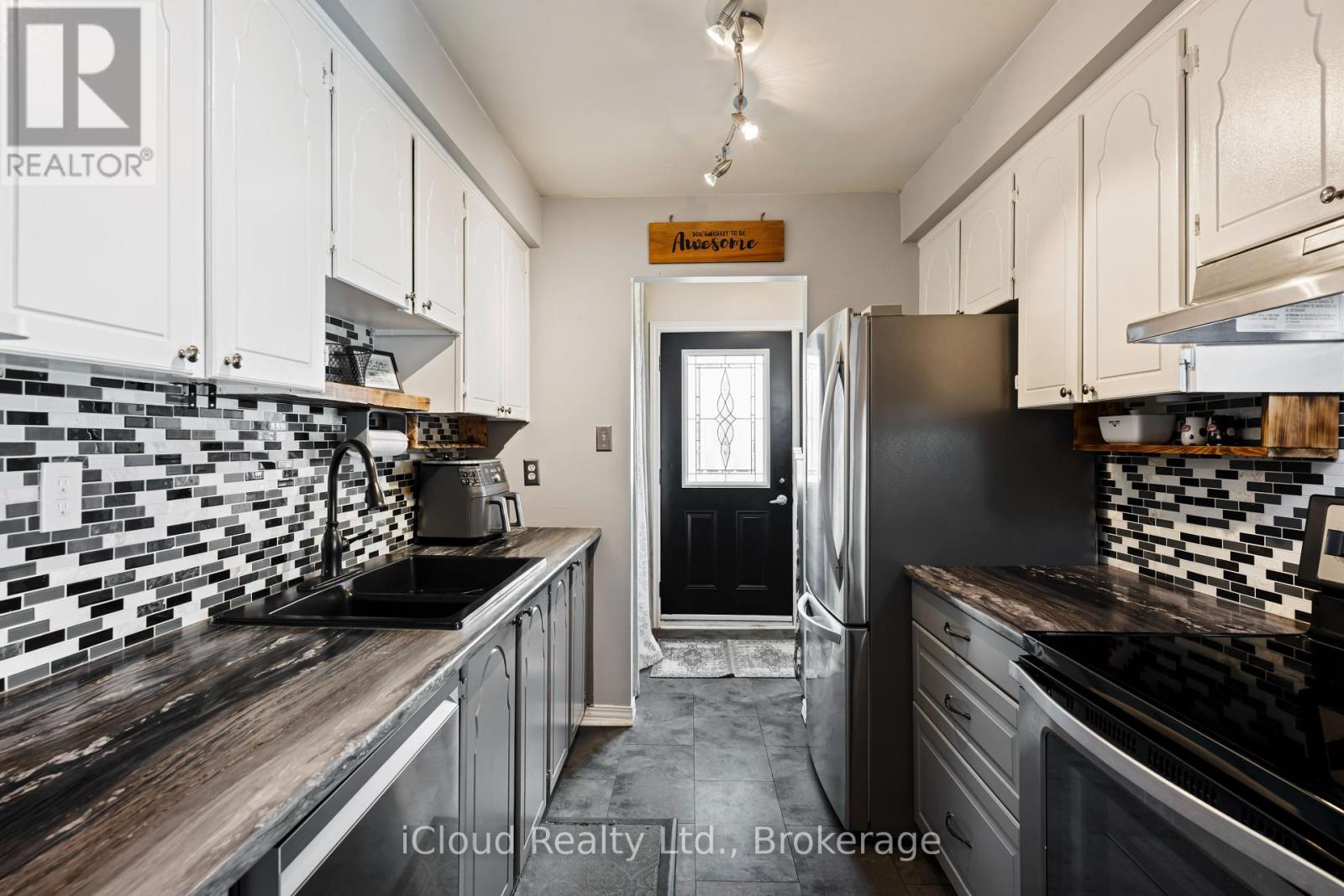 60 Cannon Court W, Orangeville, Ontario  L9W 3P8 - Photo 12 - W13033580