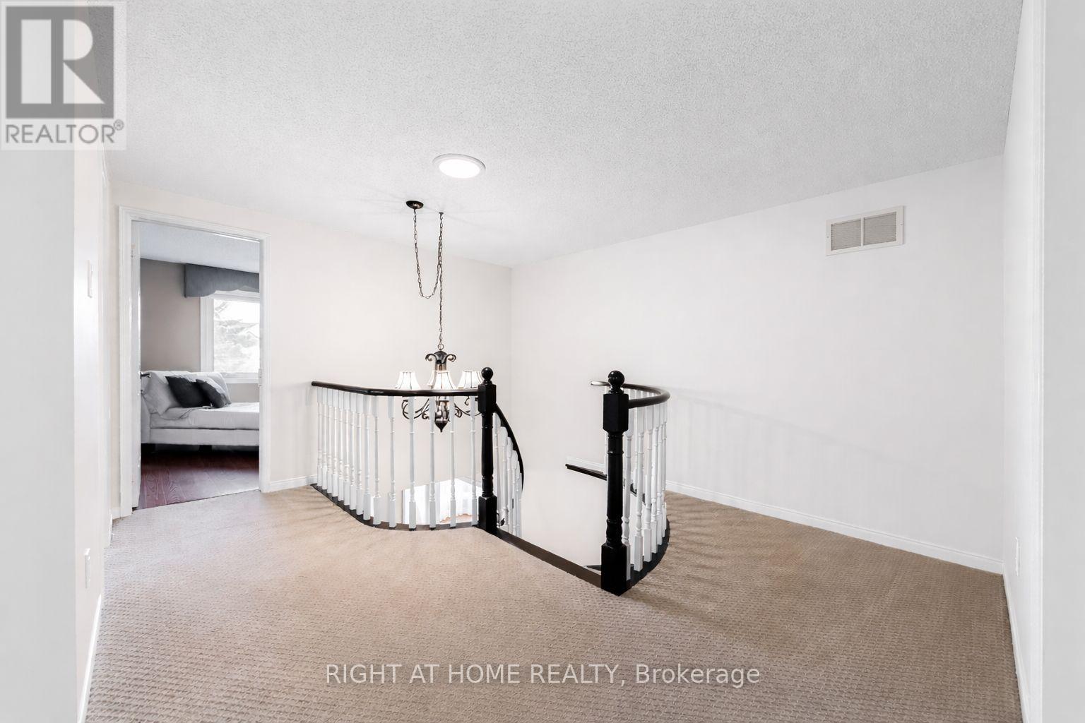 3655 Loyalist Drive, Mississauga, Ontario  L5L 4T6 - Photo 21 - W13033586