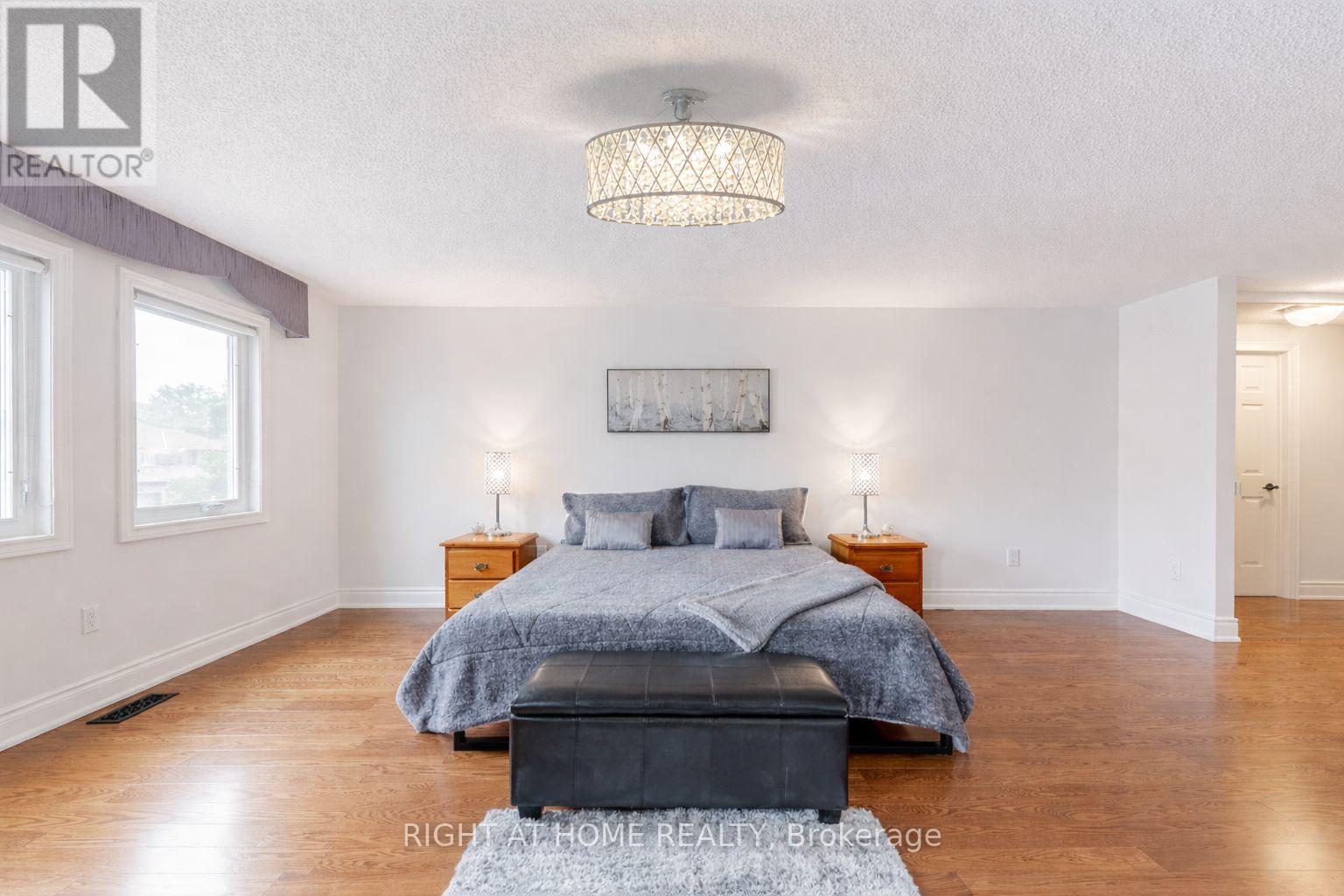 3655 Loyalist Drive, Mississauga, Ontario  L5L 4T6 - Photo 30 - W13033586