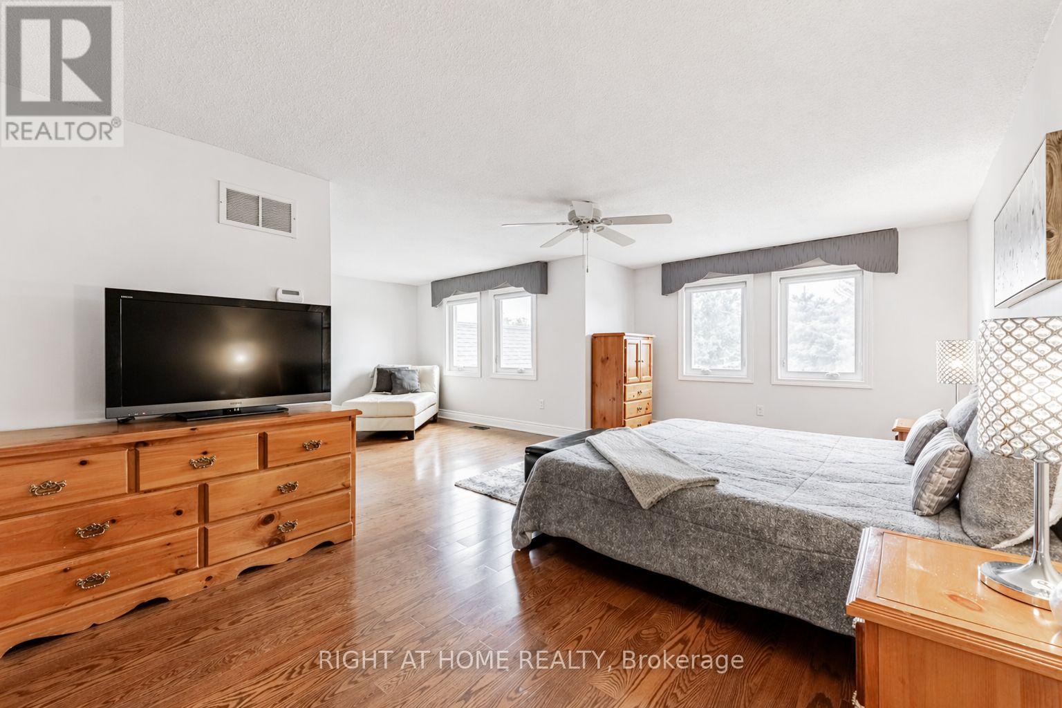 3655 Loyalist Drive, Mississauga, Ontario  L5L 4T6 - Photo 32 - W13033586