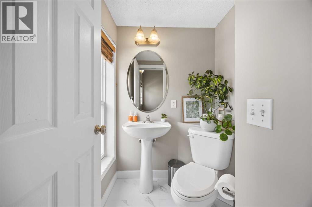 3065 New Brighton Gardens SE, Calgary, Alberta  T2Z 0A4 - Photo 15 - A2304080