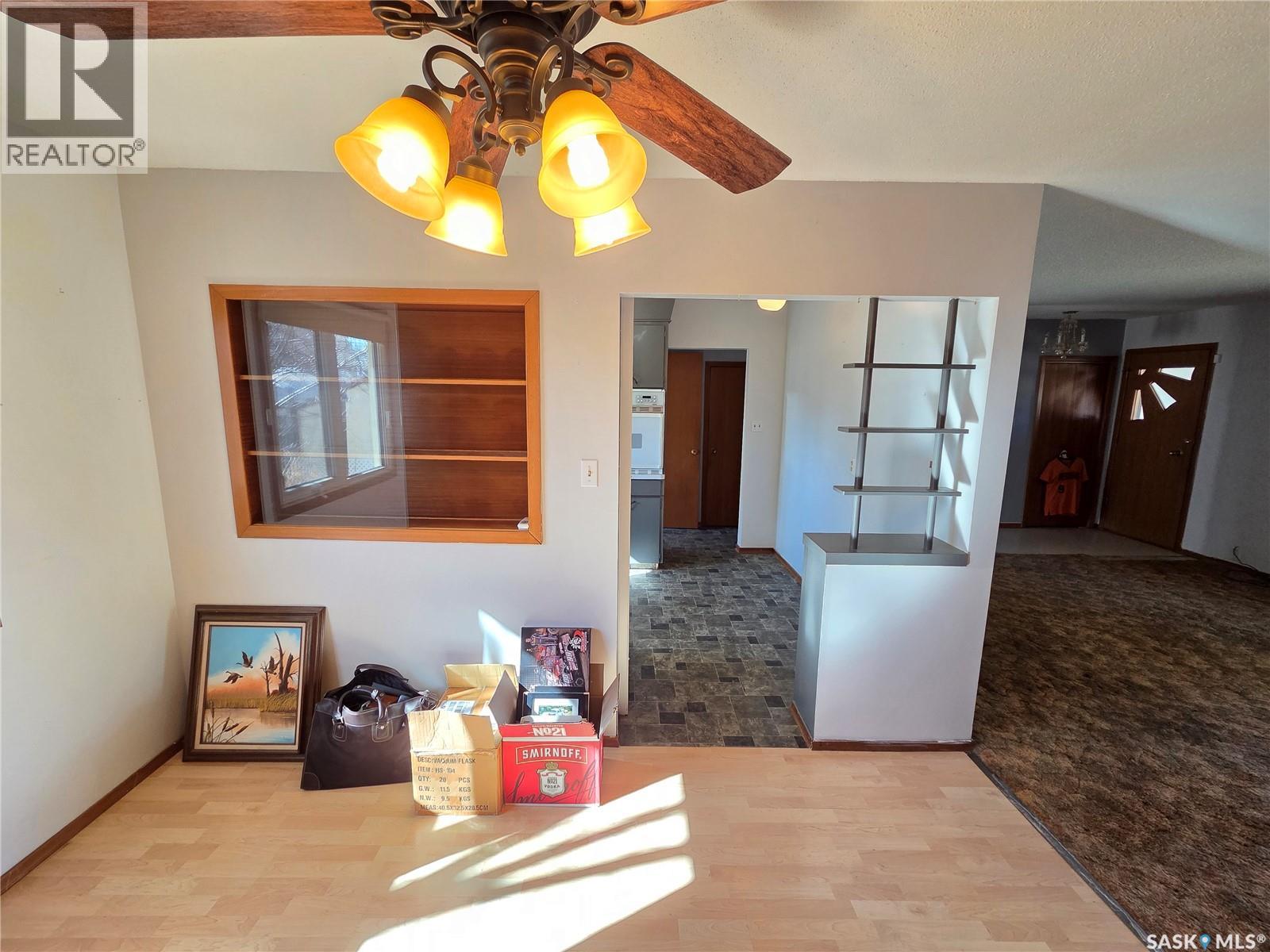 30 Main Street, Manor, Saskatchewan  S0C 1R0 - Photo 19 - SK033694