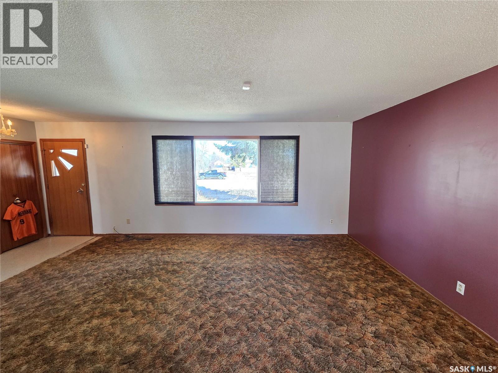 30 Main Street, Manor, Saskatchewan  S0C 1R0 - Photo 21 - SK033694