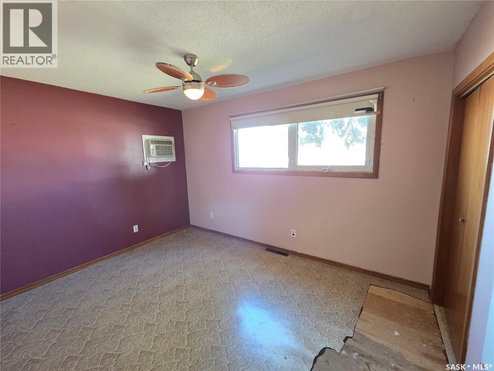 30 Main Street, Manor, Saskatchewan  S0C 1R0 - Photo 31 - SK033694