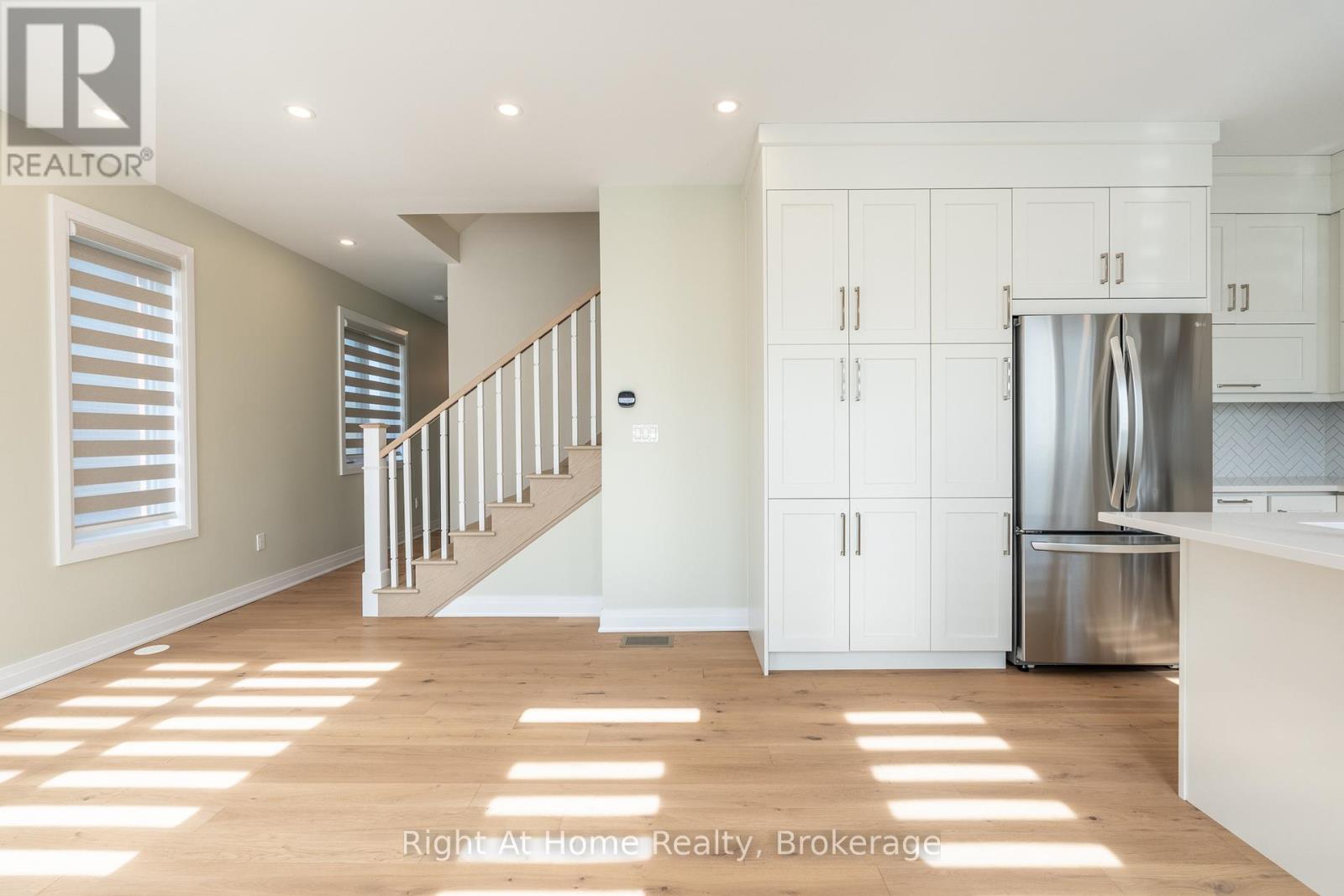 80 Settlers Road E, Oakville, Ontario  L6H 0Y8 - Photo 12 - W13033610