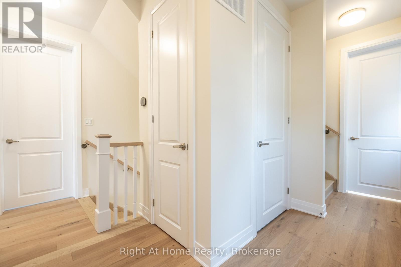 80 Settlers Road E, Oakville, Ontario  L6H 0Y8 - Photo 24 - W13033610