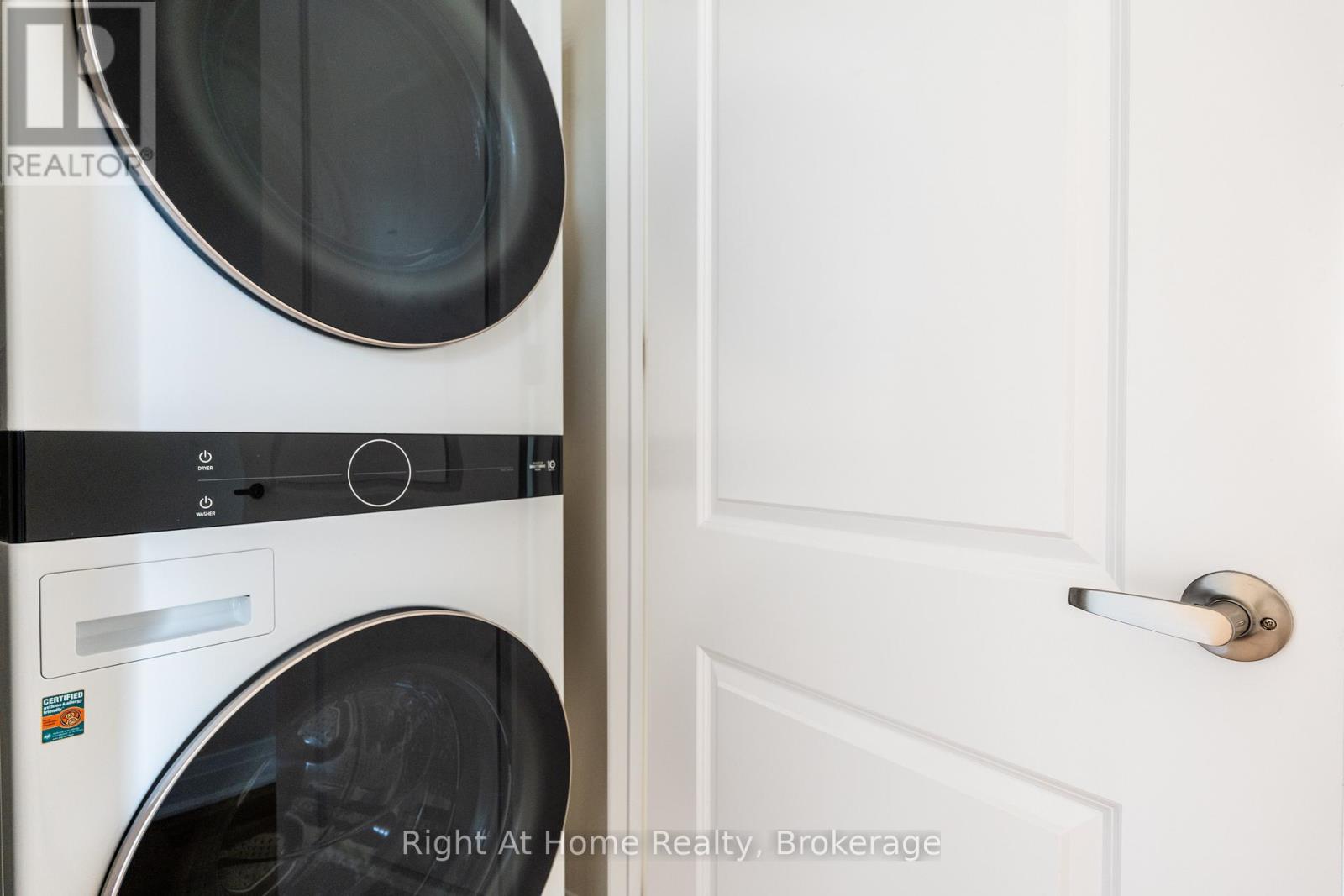 80 Settlers Road E, Oakville, Ontario  L6H 0Y8 - Photo 36 - W13033610