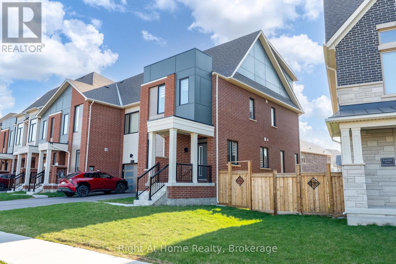 80 Settlers Road E, Oakville, Ontario  L6H 0Y8 - Photo 4 - W13033610