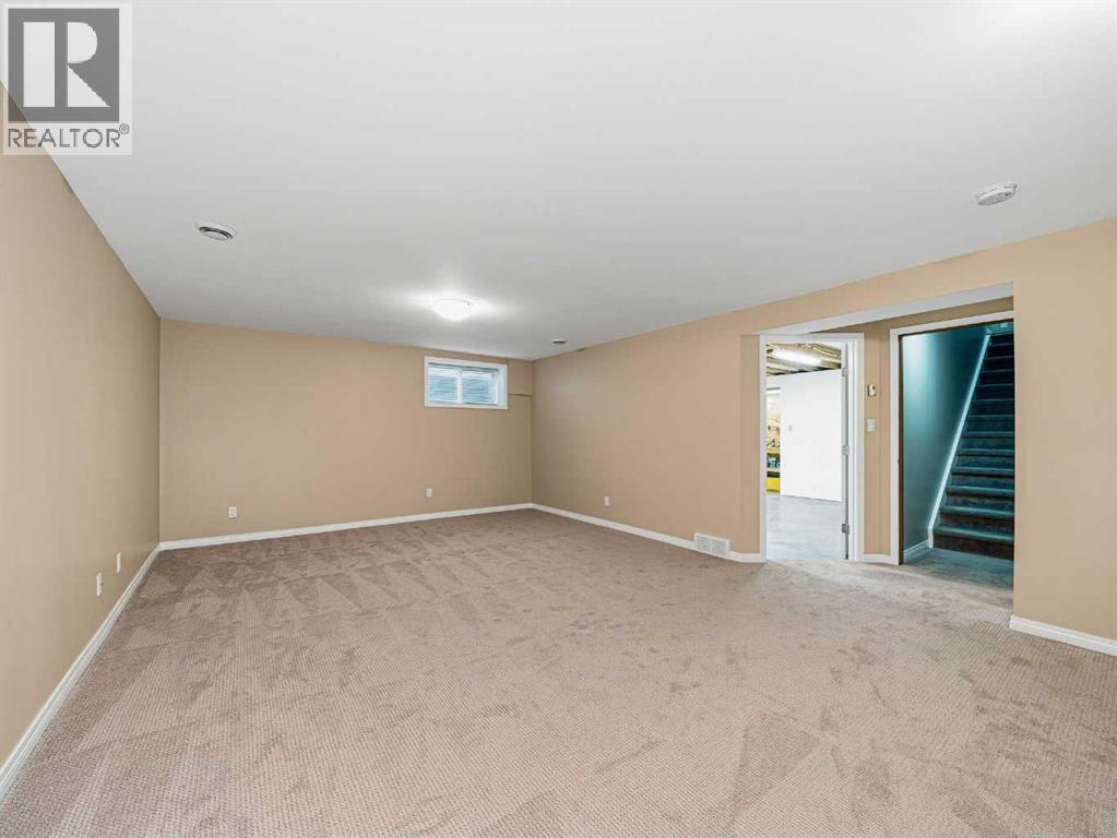 301 Arbour Cliff Close NW, Calgary, Alberta  T3G 3W8 - Photo 22 - A2284425