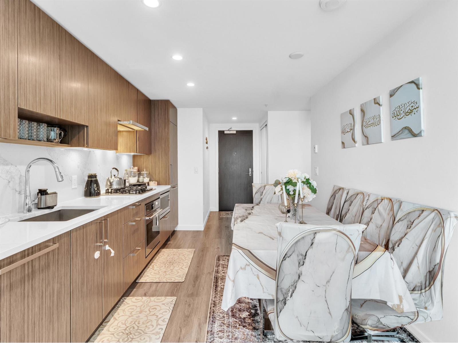 616 13350 Central Avenue, Surrey, British Columbia  V3T 0S1 - Photo 8 - R3113513