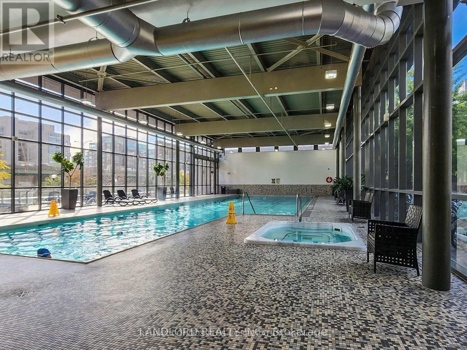 2203 - 11 Brunel Court, Toronto, Ontario  M5V 3Y3 - Photo 15 - C13033626