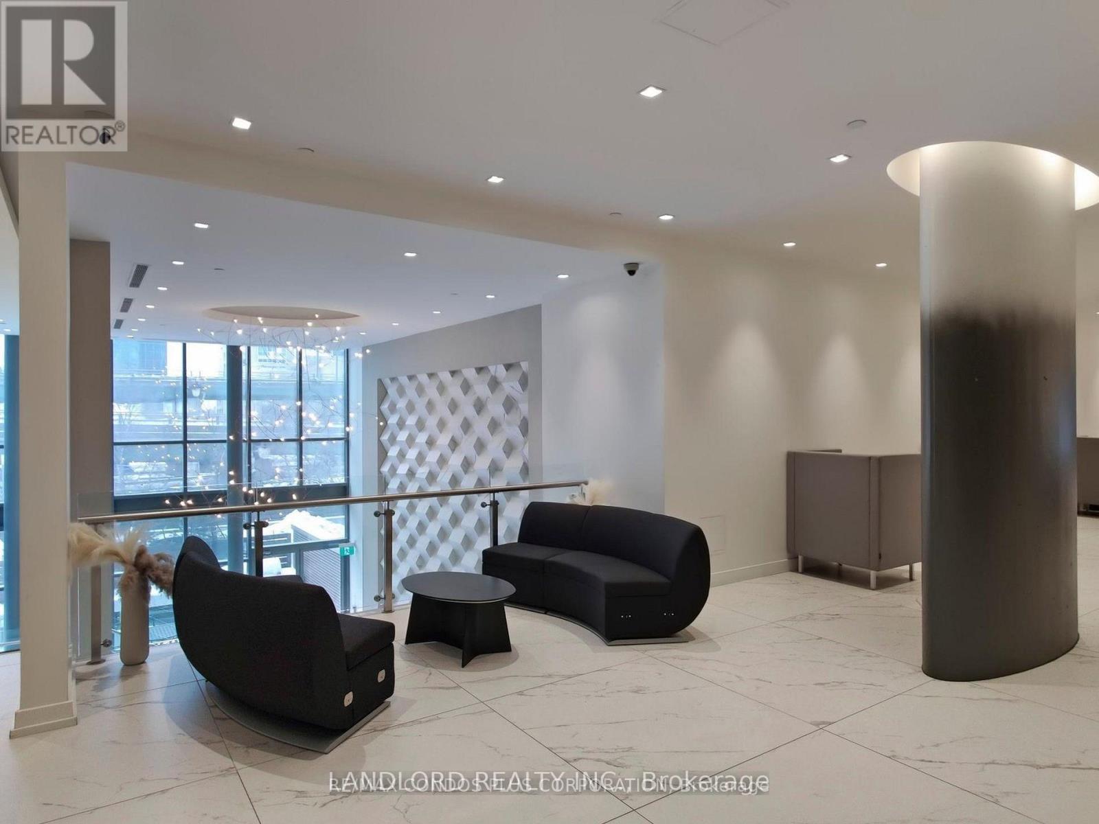 2203 - 11 Brunel Court, Toronto, Ontario  M5V 3Y3 - Photo 24 - C13033626