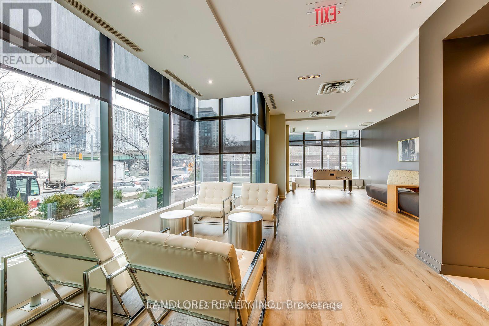 2203 - 11 Brunel Court, Toronto, Ontario  M5V 3Y3 - Photo 25 - C13033626