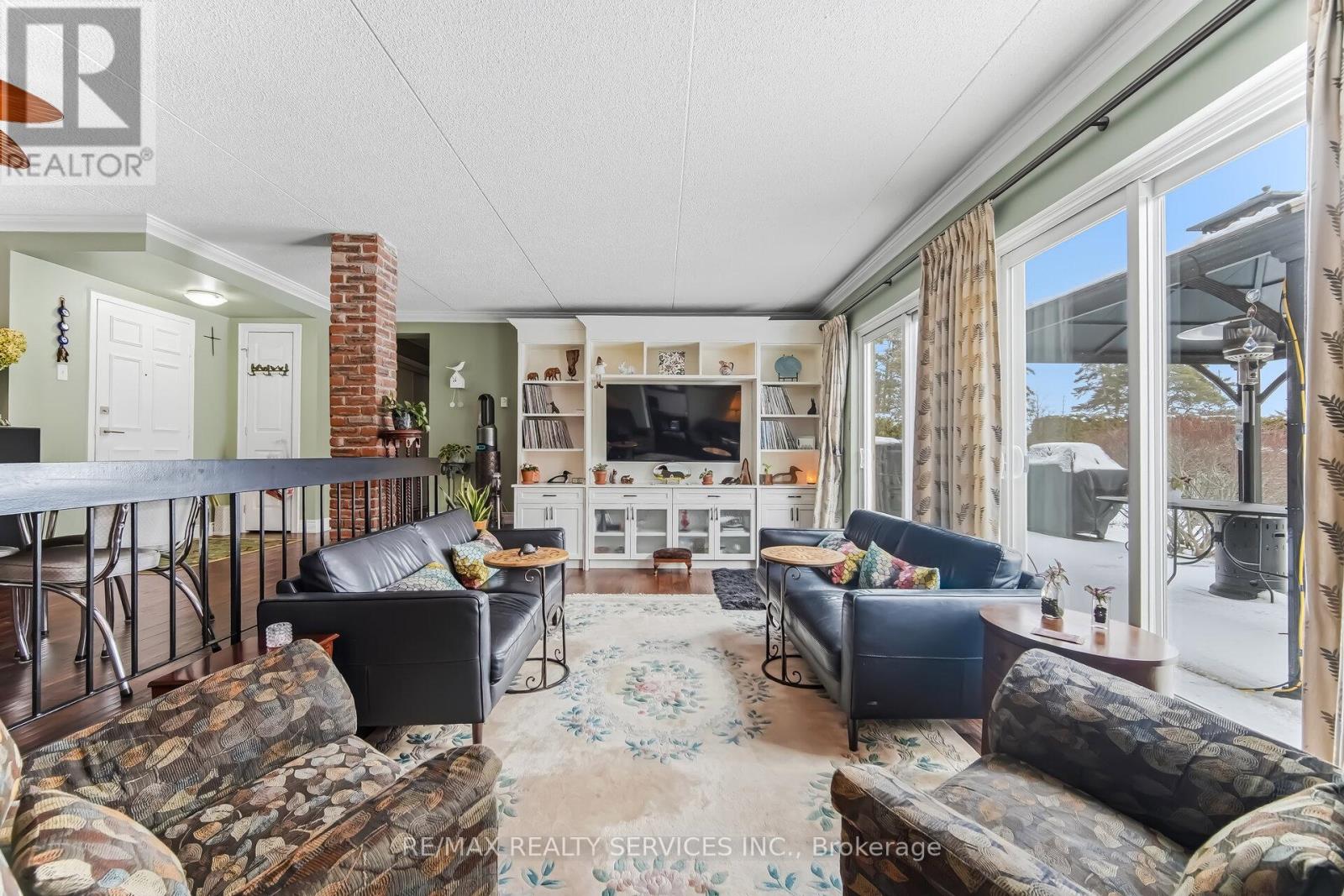 105 - 580 Mary Street E, Whitby, Ontario  L1N 2R3 - Photo 17 - E13033628