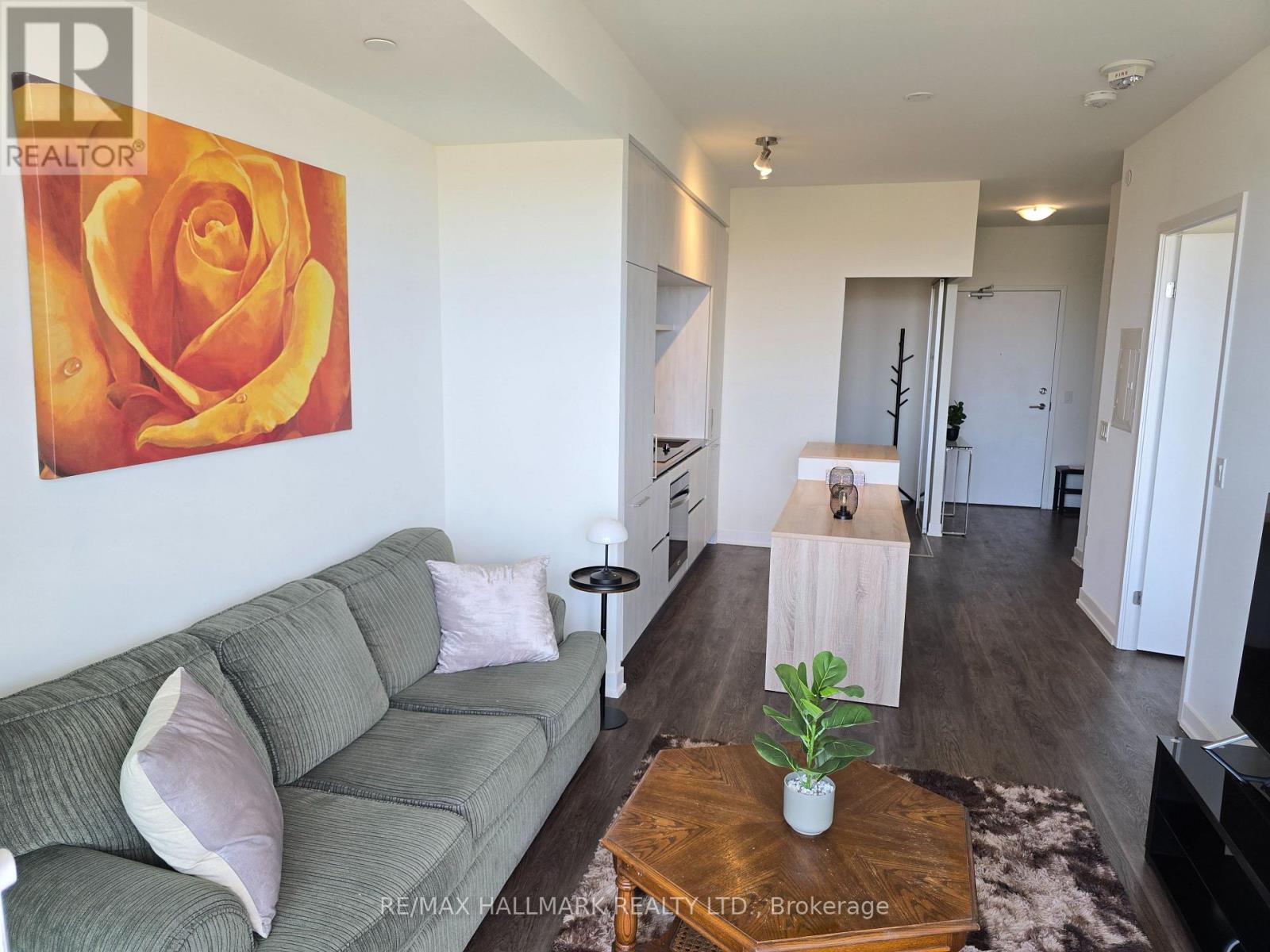 707 - 6 David Eyer Road, Richmond Hill, Ontario  L4S 0N5 - Photo 4 - N13033616