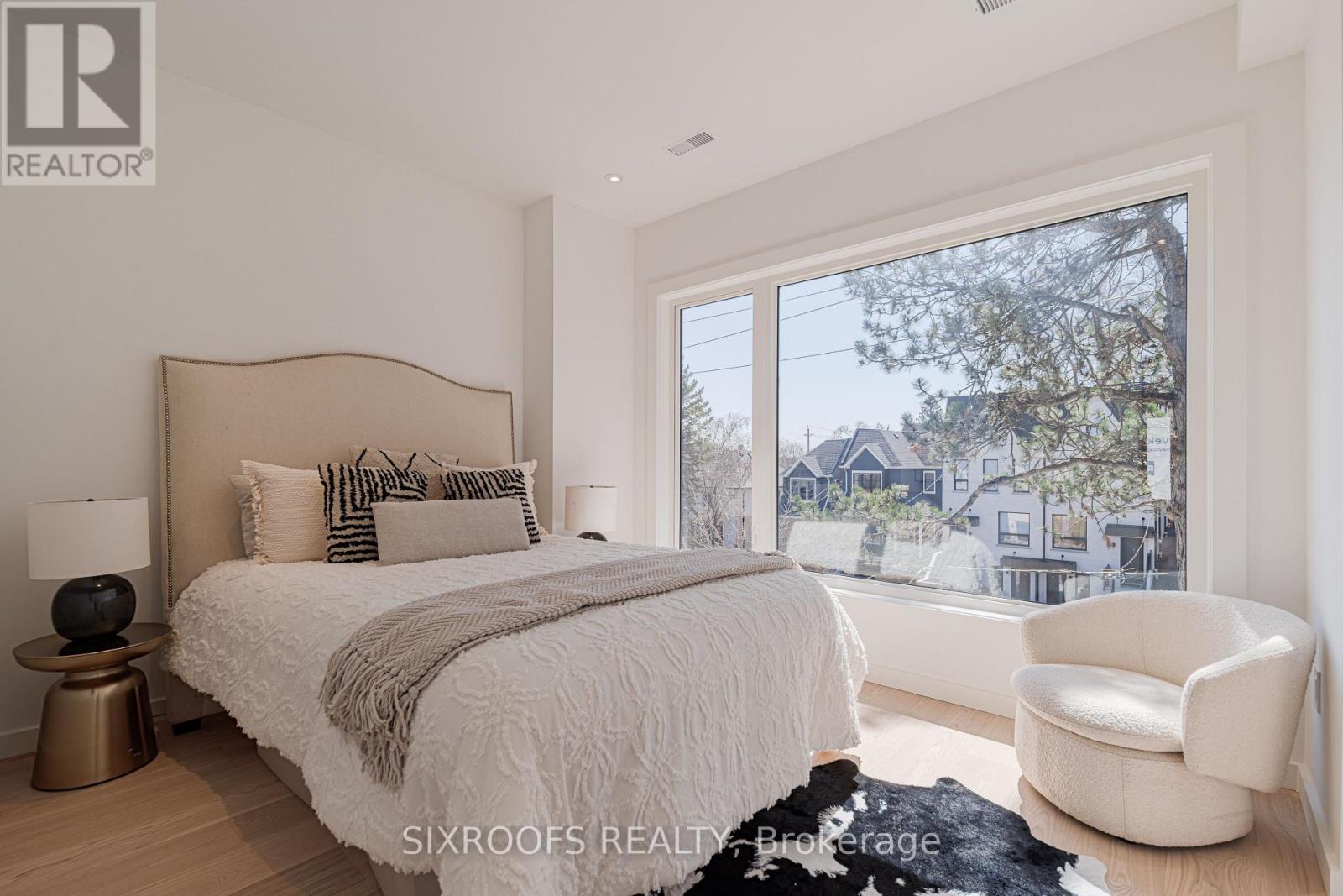 40 Morningside Avenue, Toronto, Ontario  M6S 1C4 - Photo 21 - W13026412