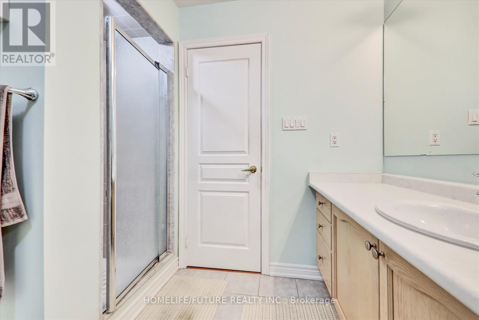 2 Tovey Terrace, Brampton, Ontario  L6R 3E6 - Photo 25 - W13032044