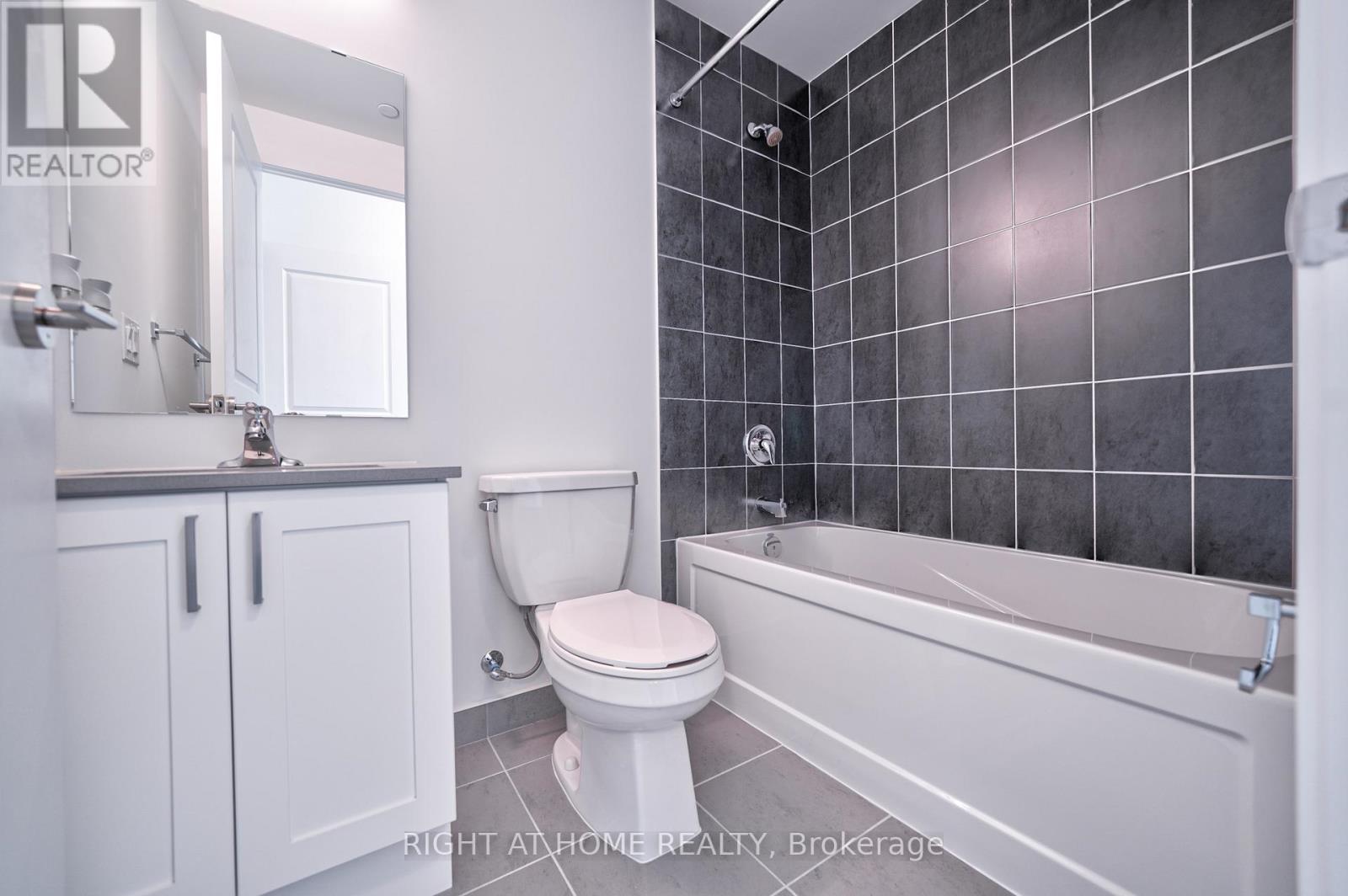 1063 Douglas Mccurdy Comm Circle, Mississauga, Ontario  L5L 3H9 - Photo 16 - W13026888