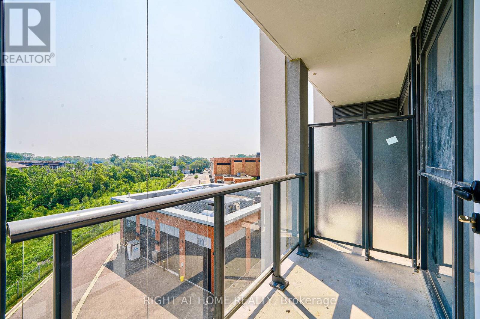 1063 Douglas Mccurdy Comm Circle, Mississauga, Ontario  L5L 3H9 - Photo 18 - W13026888