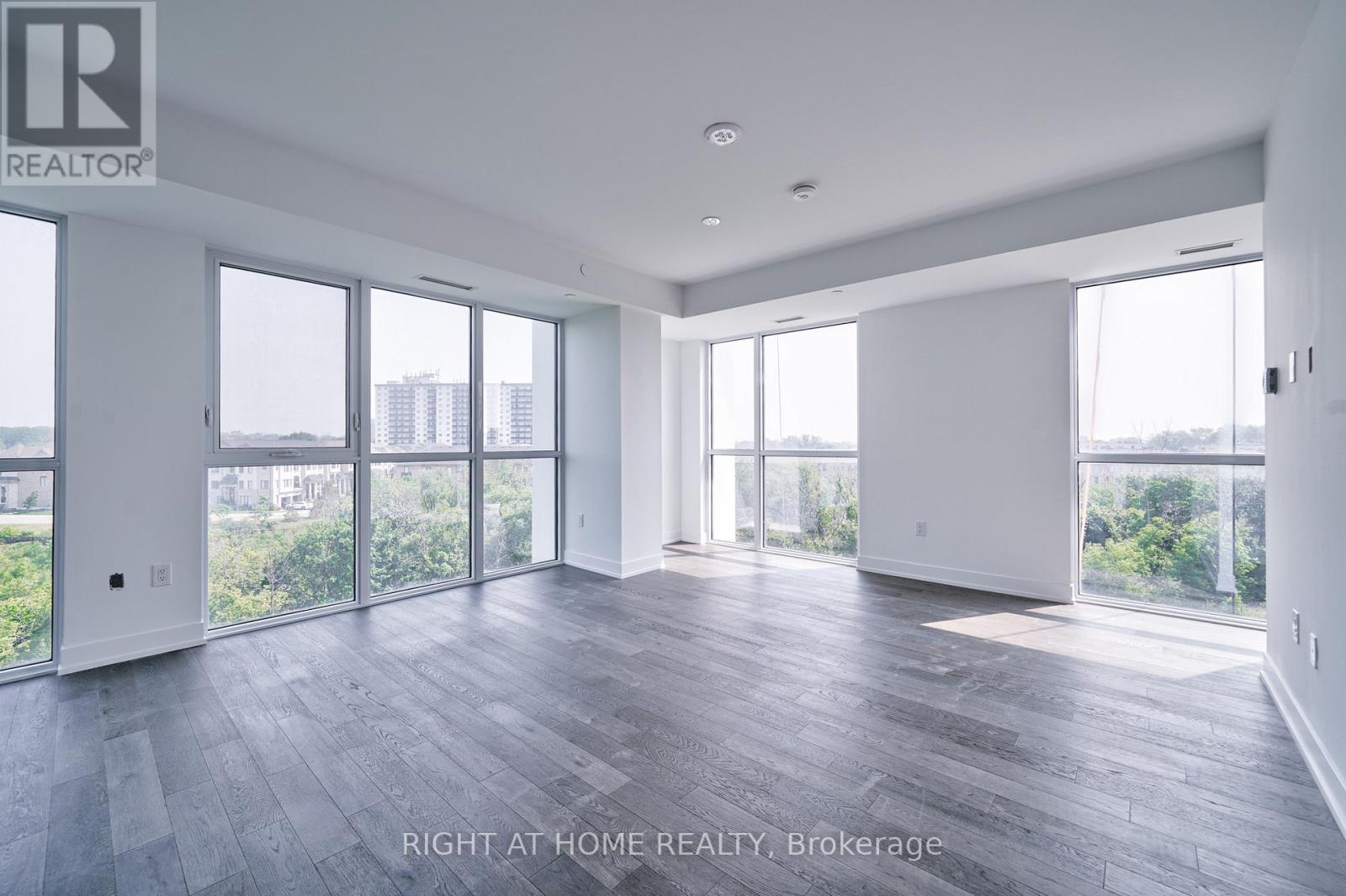 1063 Douglas Mccurdy Comm Circle, Mississauga, Ontario  L5L 3H9 - Photo 7 - W13026888