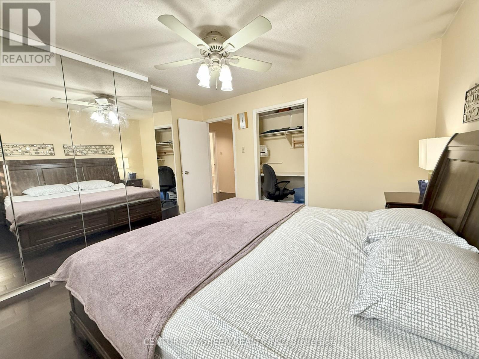 Upper - 963 Lovingston Crescent, Mississauga, Ontario  L4W 3V7 - Photo 23 - W13033620