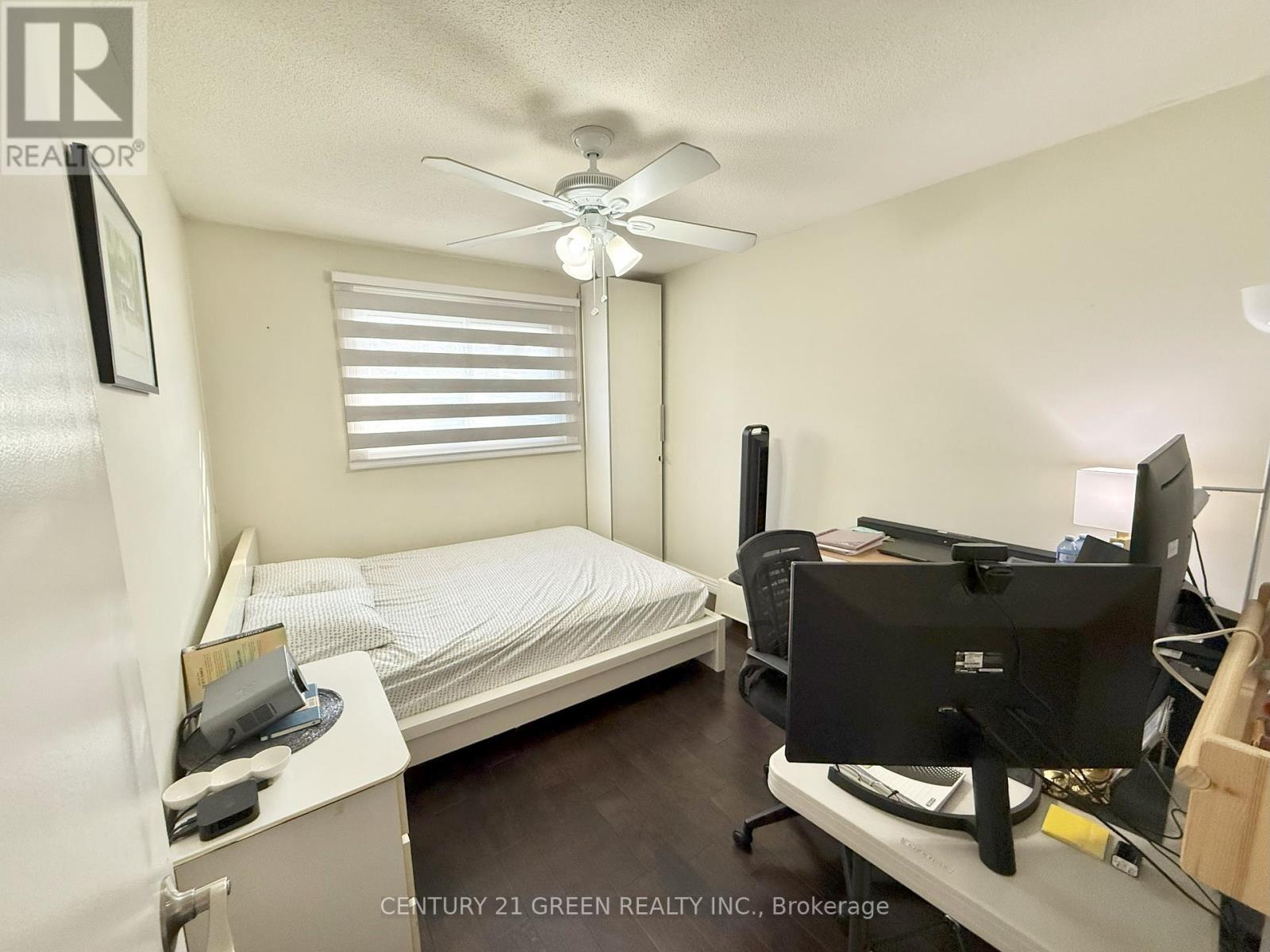 Upper - 963 Lovingston Crescent, Mississauga, Ontario  L4W 3V7 - Photo 24 - W13033620