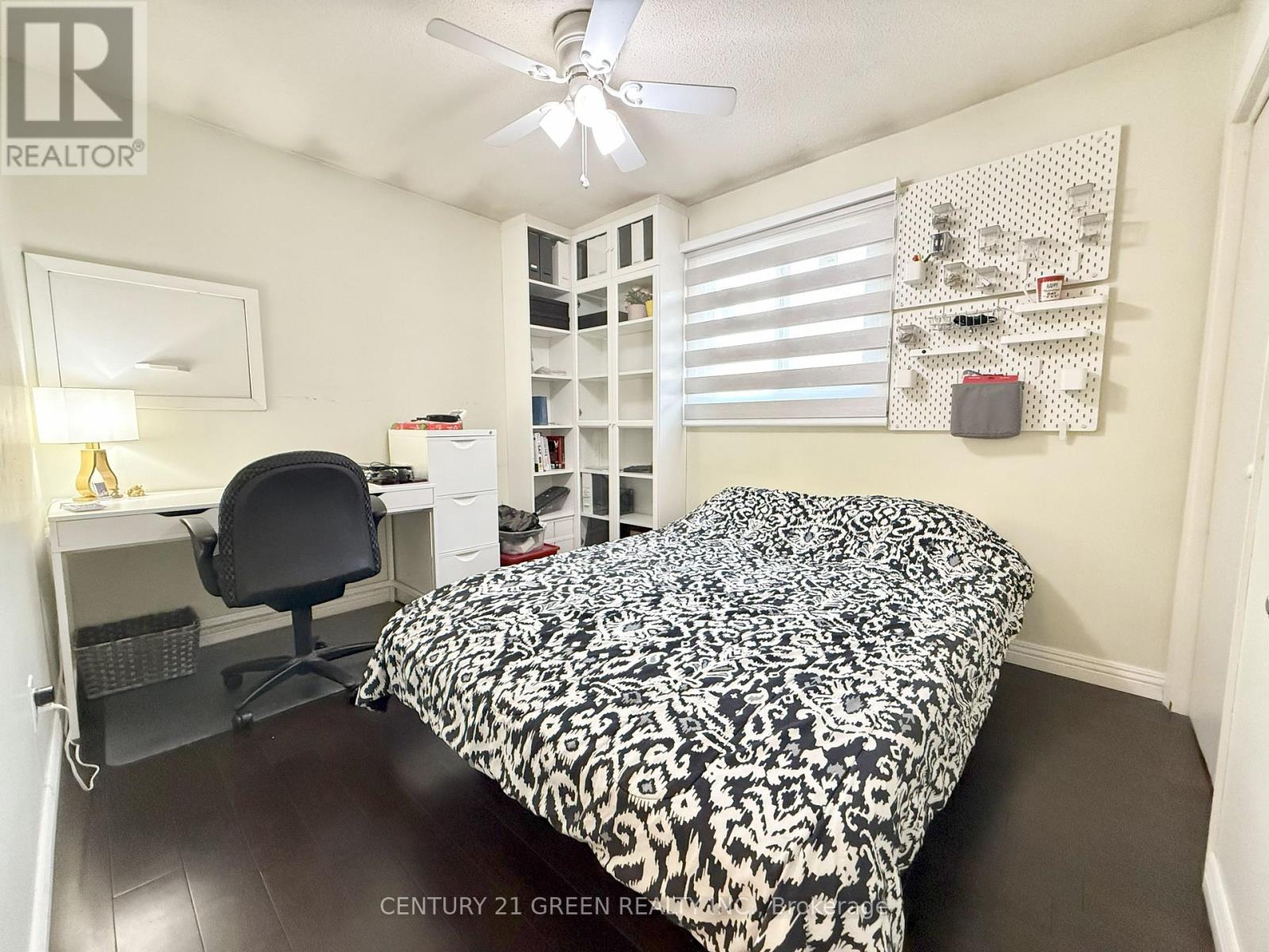 Upper - 963 Lovingston Crescent, Mississauga, Ontario  L4W 3V7 - Photo 27 - W13033620