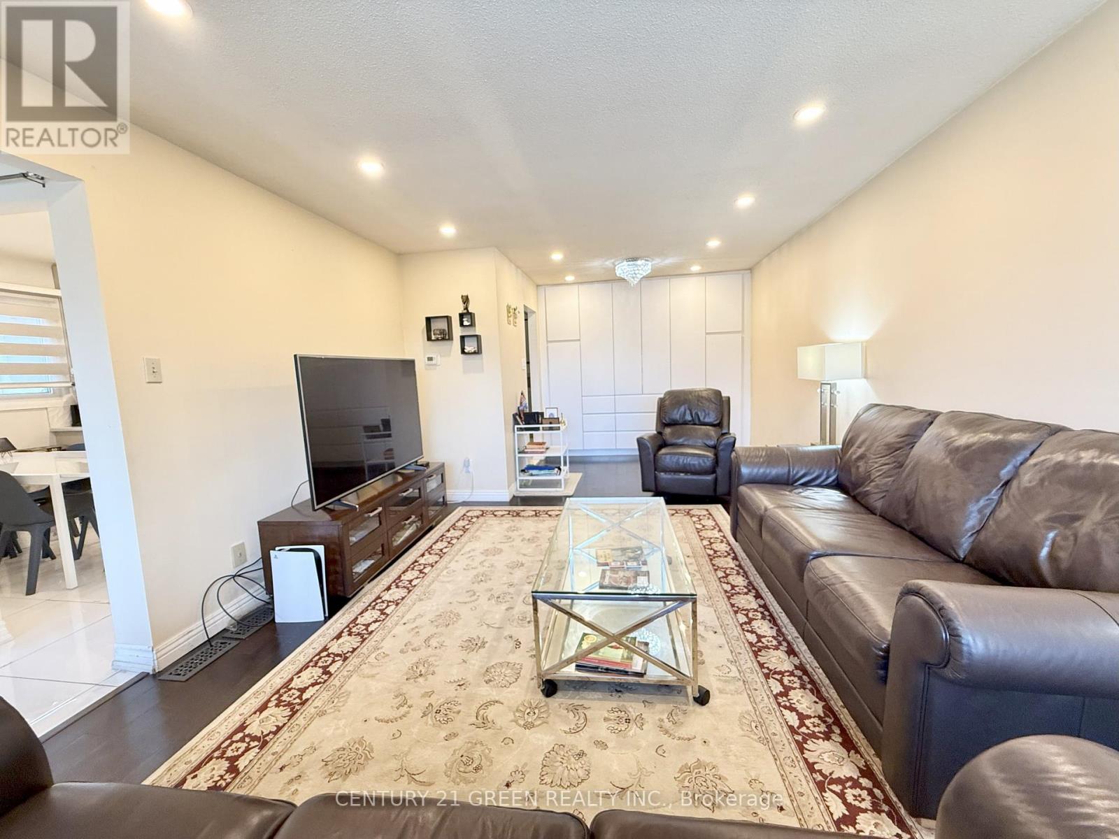 Upper - 963 Lovingston Crescent, Mississauga, Ontario  L4W 3V7 - Photo 6 - W13033620