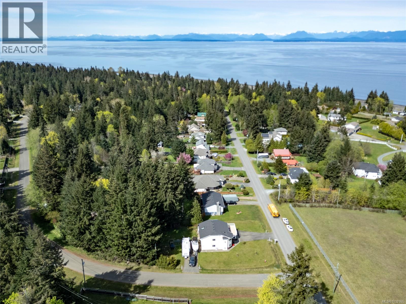 2207 June Rd, Courtenay, British Columbia  V9J 1X9 - Photo 3 - 1032165