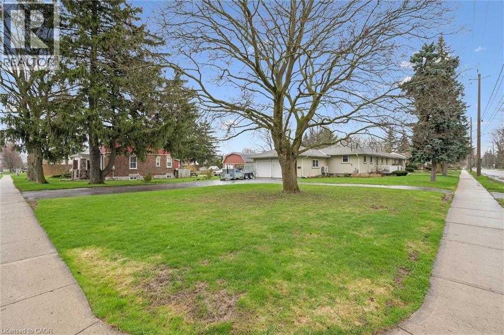 407 West Gore Street, Stratford, Ontario  N5A 1L2 - Photo 3 - 40821636