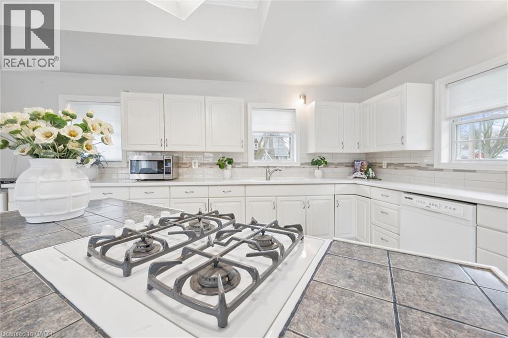 407 West Gore Street, Stratford, Ontario  N5A 1L2 - Photo 11 - 40821636