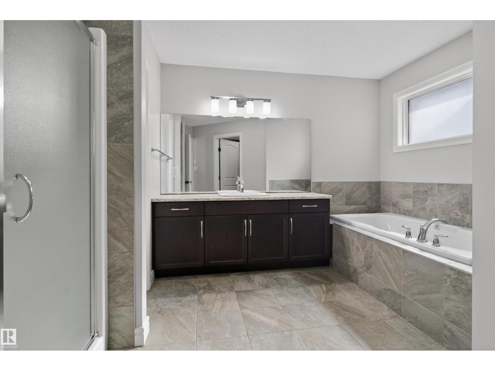 8825 24 Av Sw, Edmonton, Alberta  T6X 2C9 - Photo 32 - E4483667