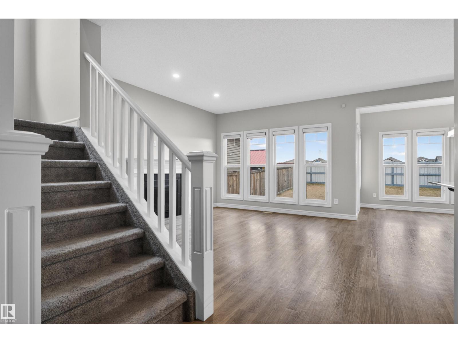 8825 24 Av Sw, Edmonton, Alberta  T6X 2C9 - Photo 7 - E4483667