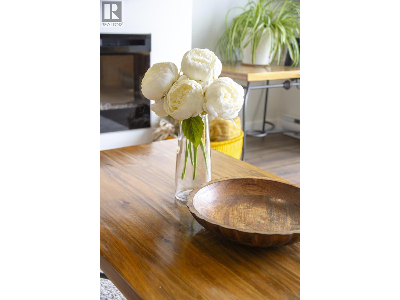 5915 Beachgate Lane, Sechelt, British Columbia  V7Z 0A4 - Photo 8 - R3110913