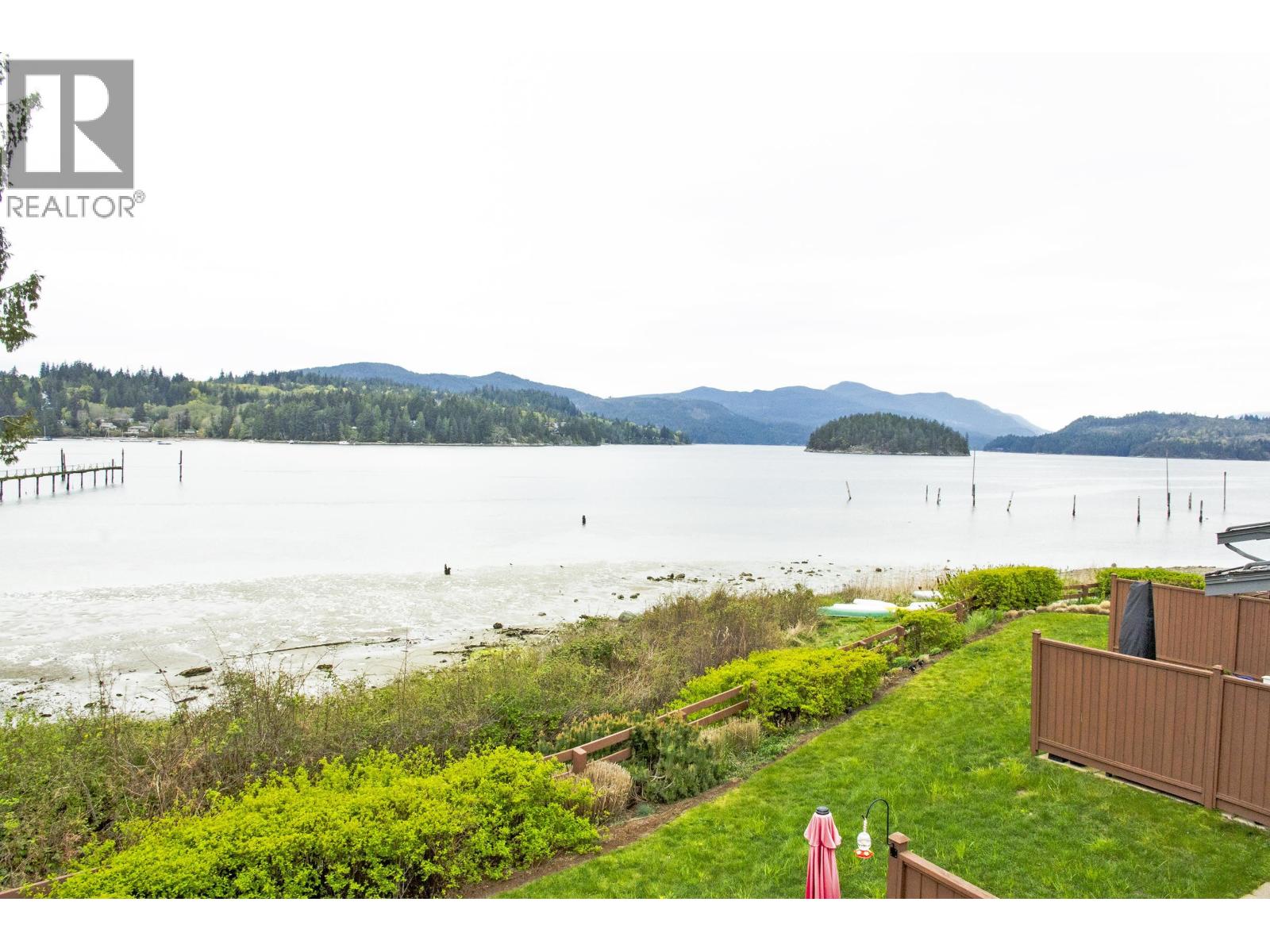 5915 Beachgate Lane, Sechelt, British Columbia  V7Z 0A4 - Photo 27 - R3110913