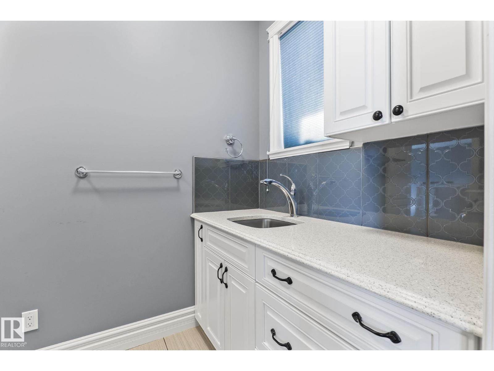 Unknown Address, ,     - Photo 24 - E4483668