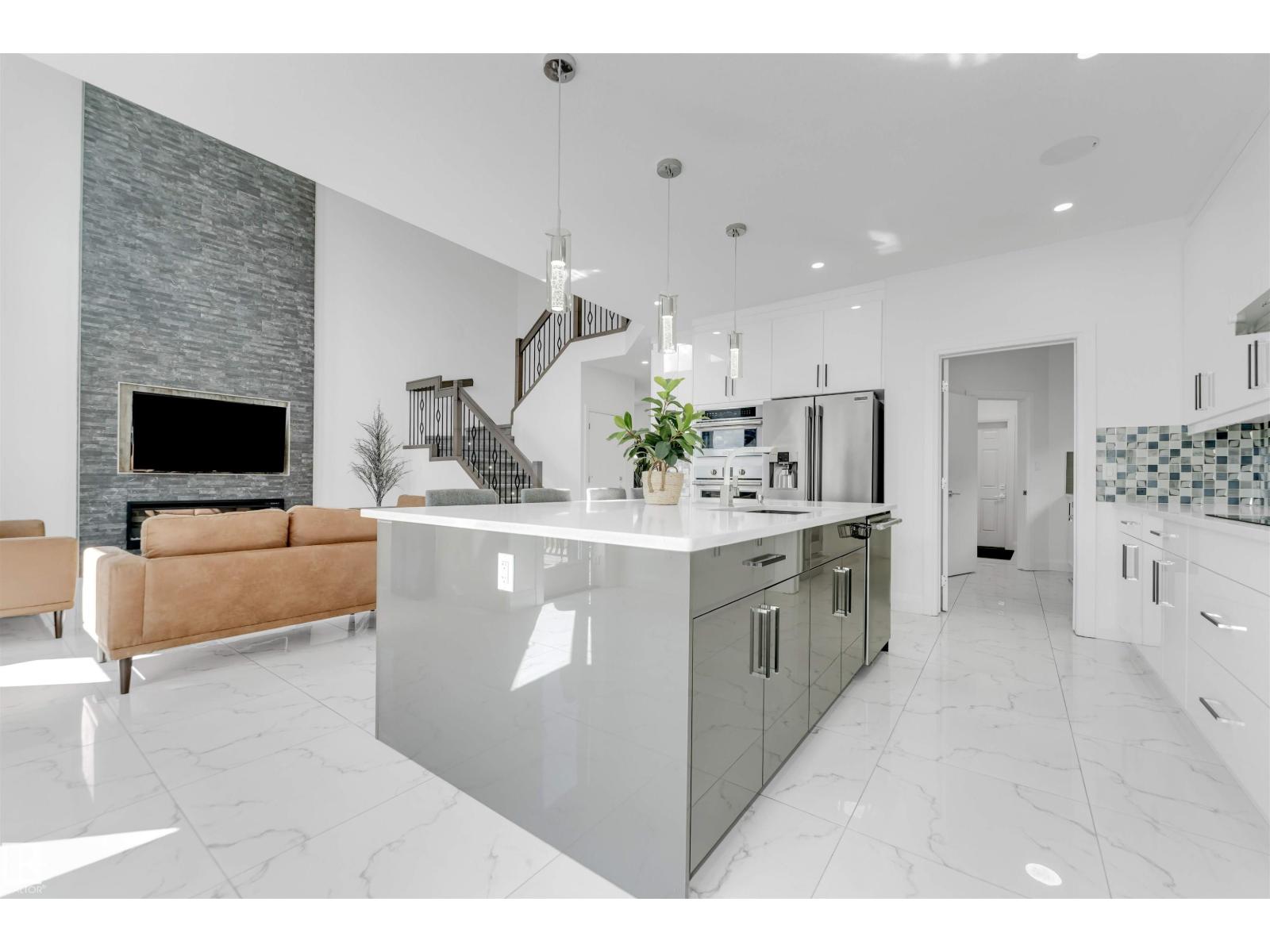 1923 19 Av Nw, Edmonton, Alberta  T6T 0K2 - Photo 14 - E4483670